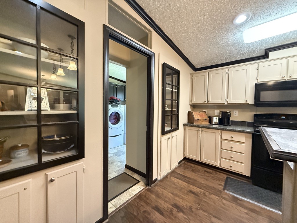 20970 Lee Lane