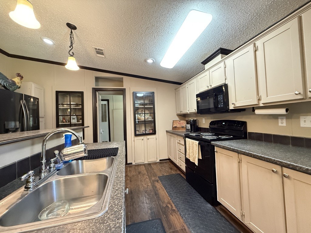 20970 Lee Lane