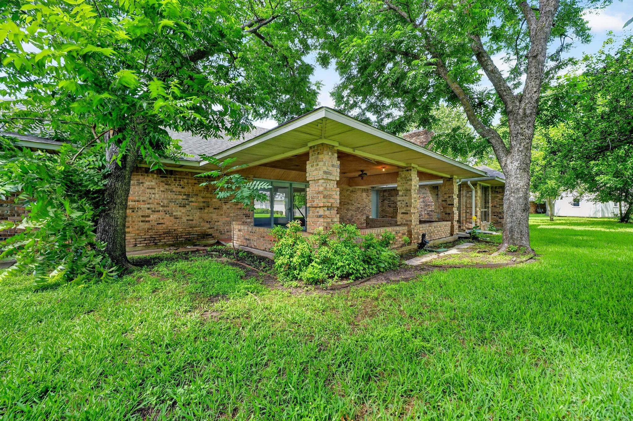 108 Heatherstone Circle