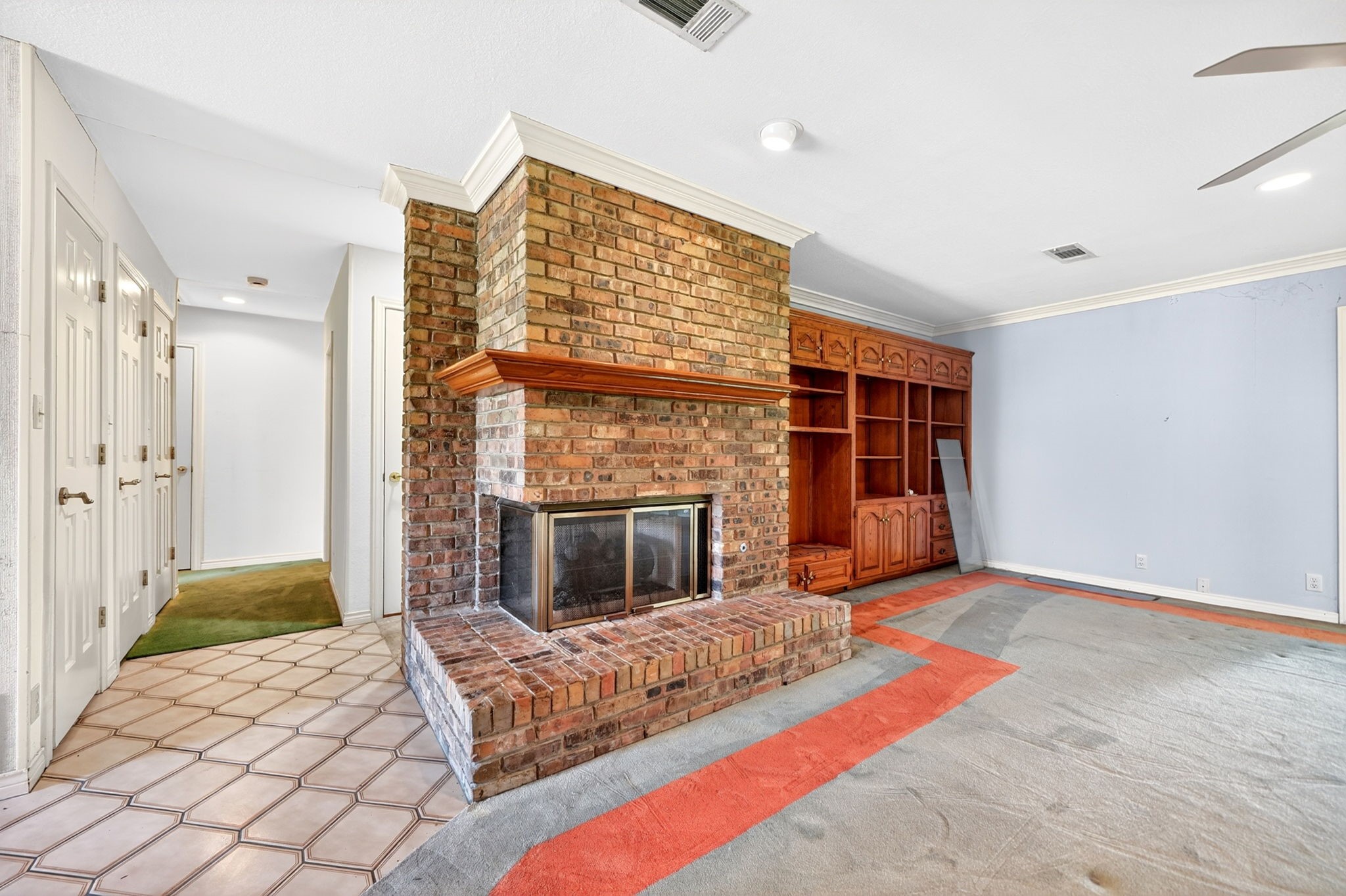 108 Heatherstone Circle