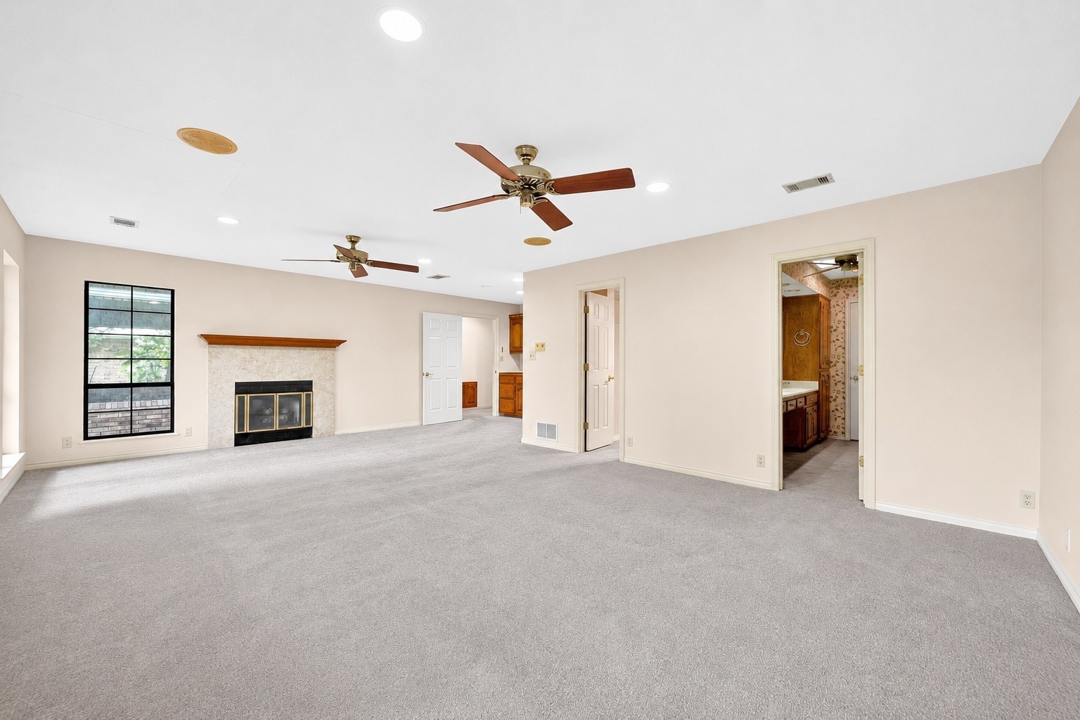 108 Heatherstone Circle