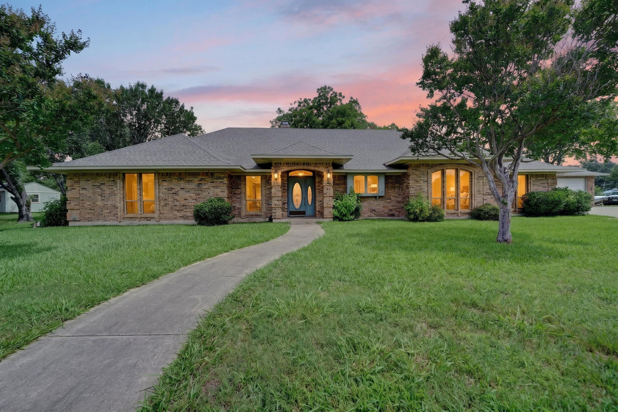 108 Heatherstone Circle