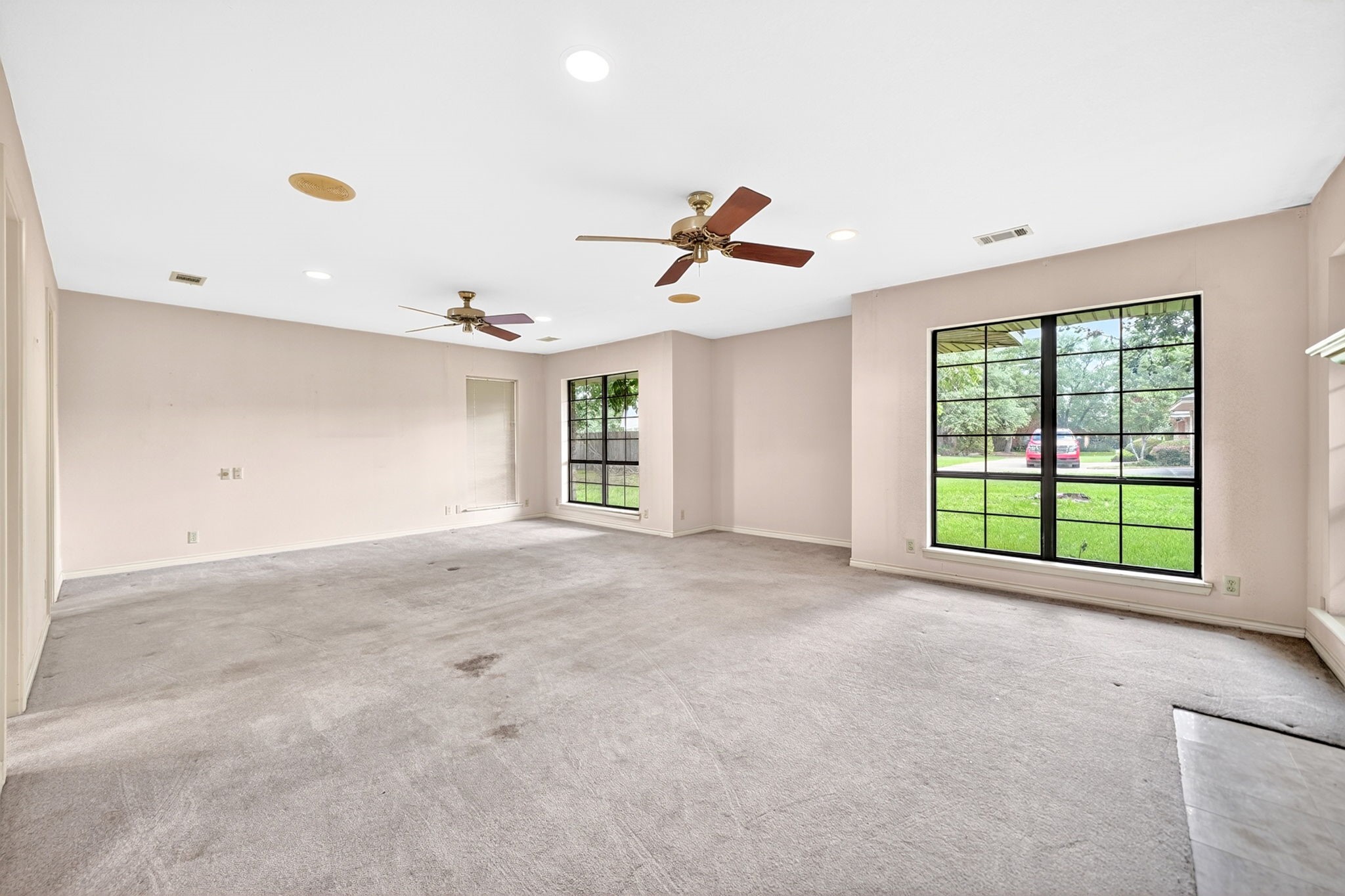 108 Heatherstone Circle