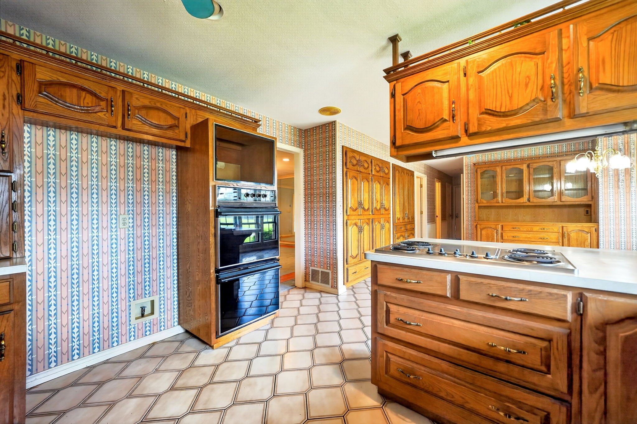 108 Heatherstone Circle
