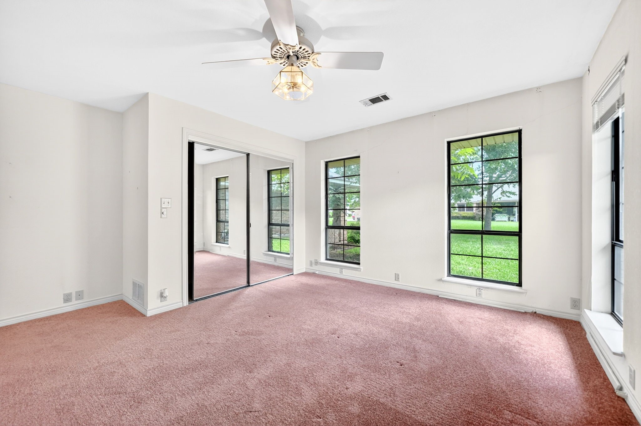 108 Heatherstone Circle