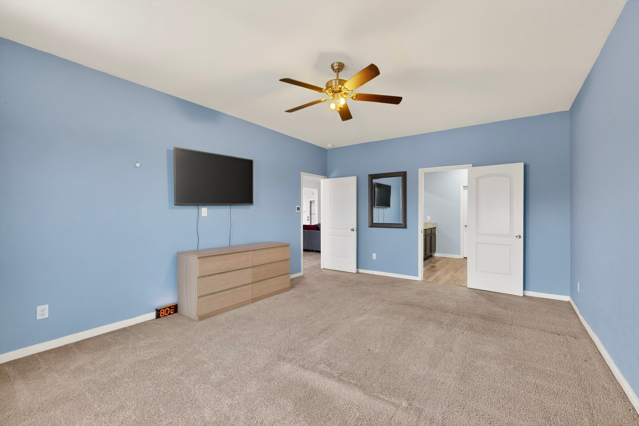 1543 Mackinac Drive