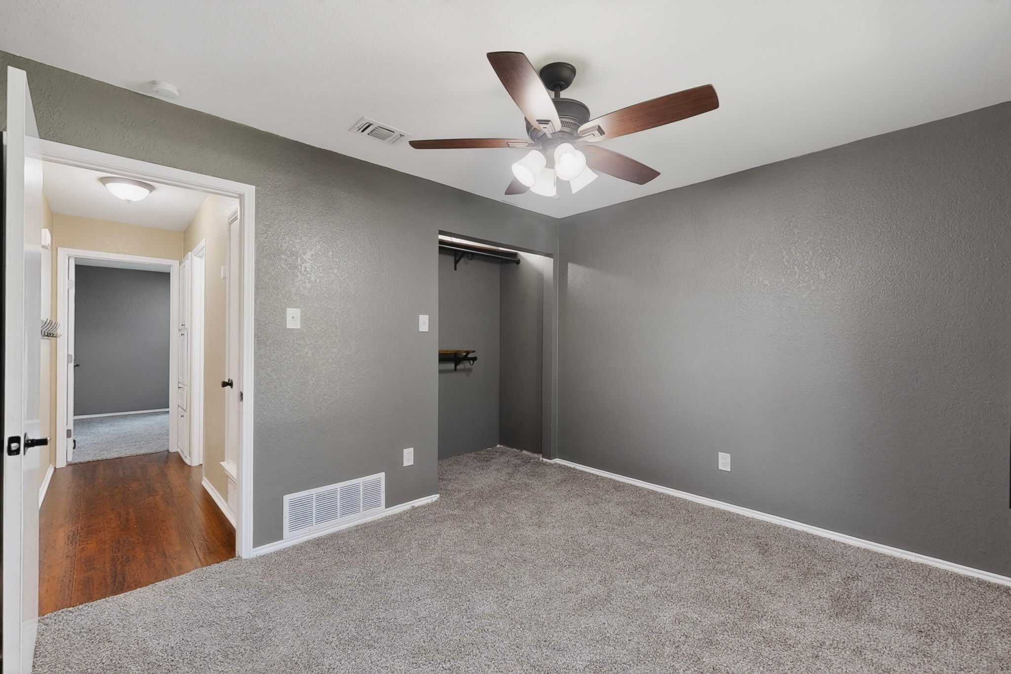 6804 Richfield Drive