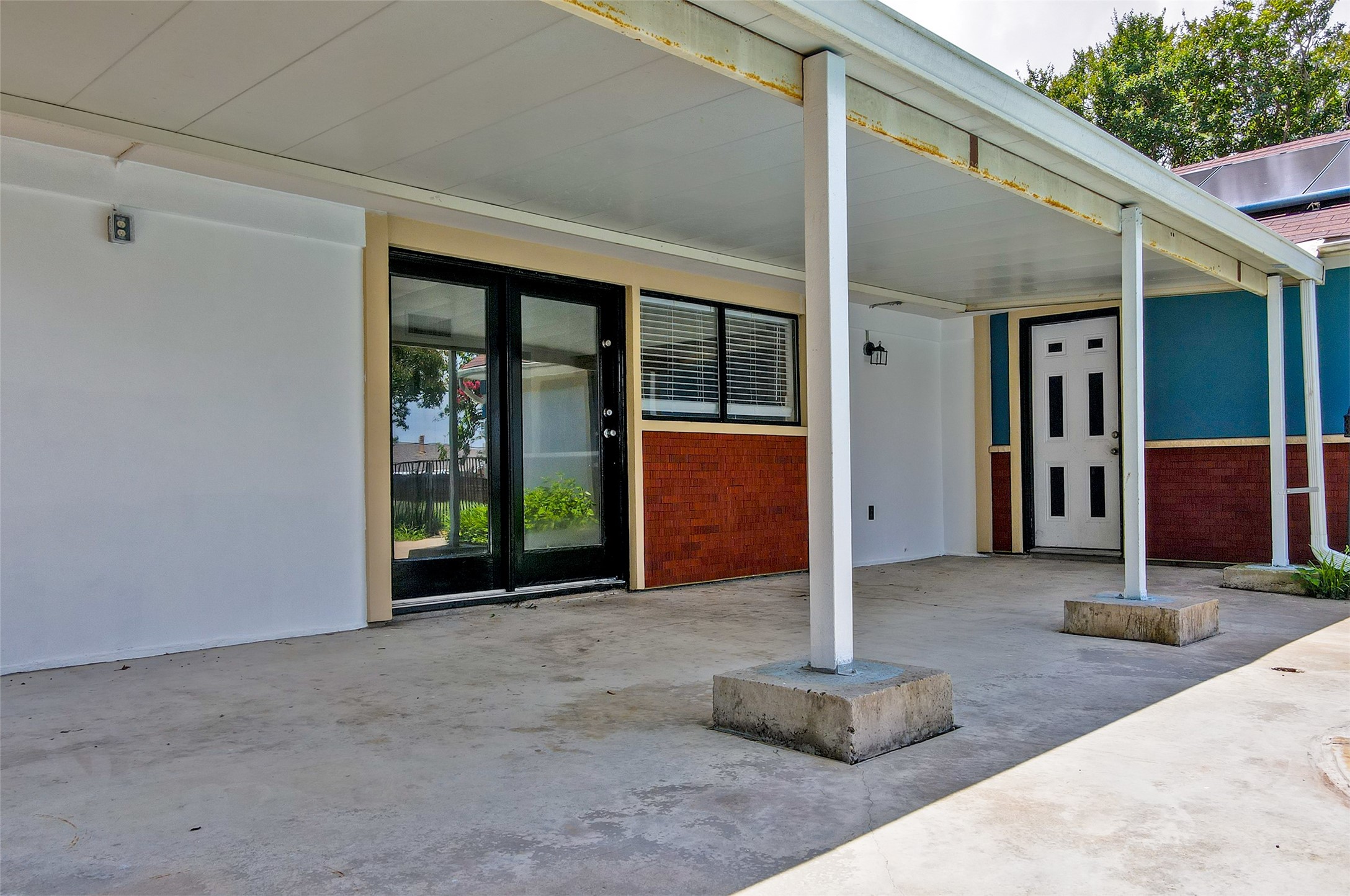 1827 Robert Jones Drive