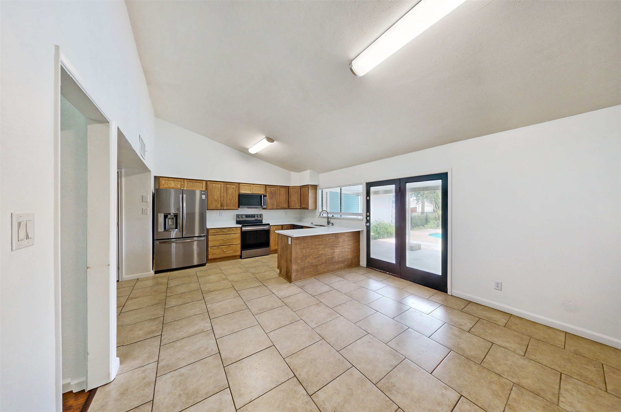 1827 Robert Jones Drive
