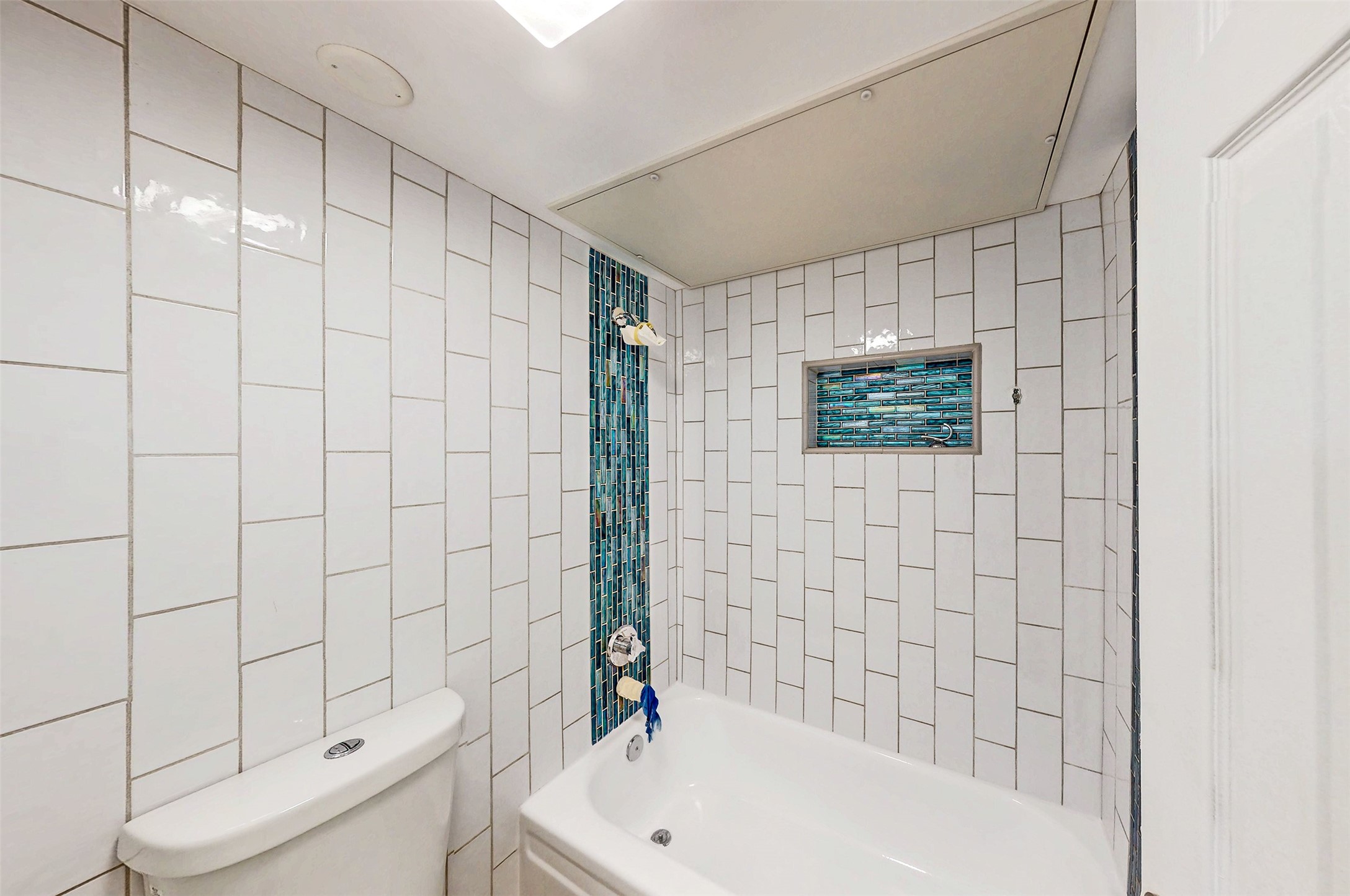 1827 Robert Jones Drive