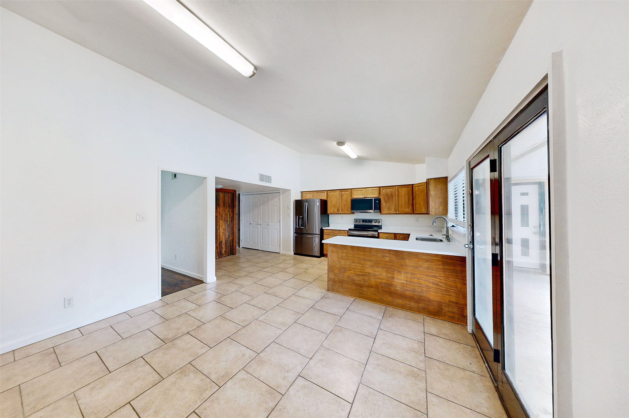 1827 Robert Jones Drive