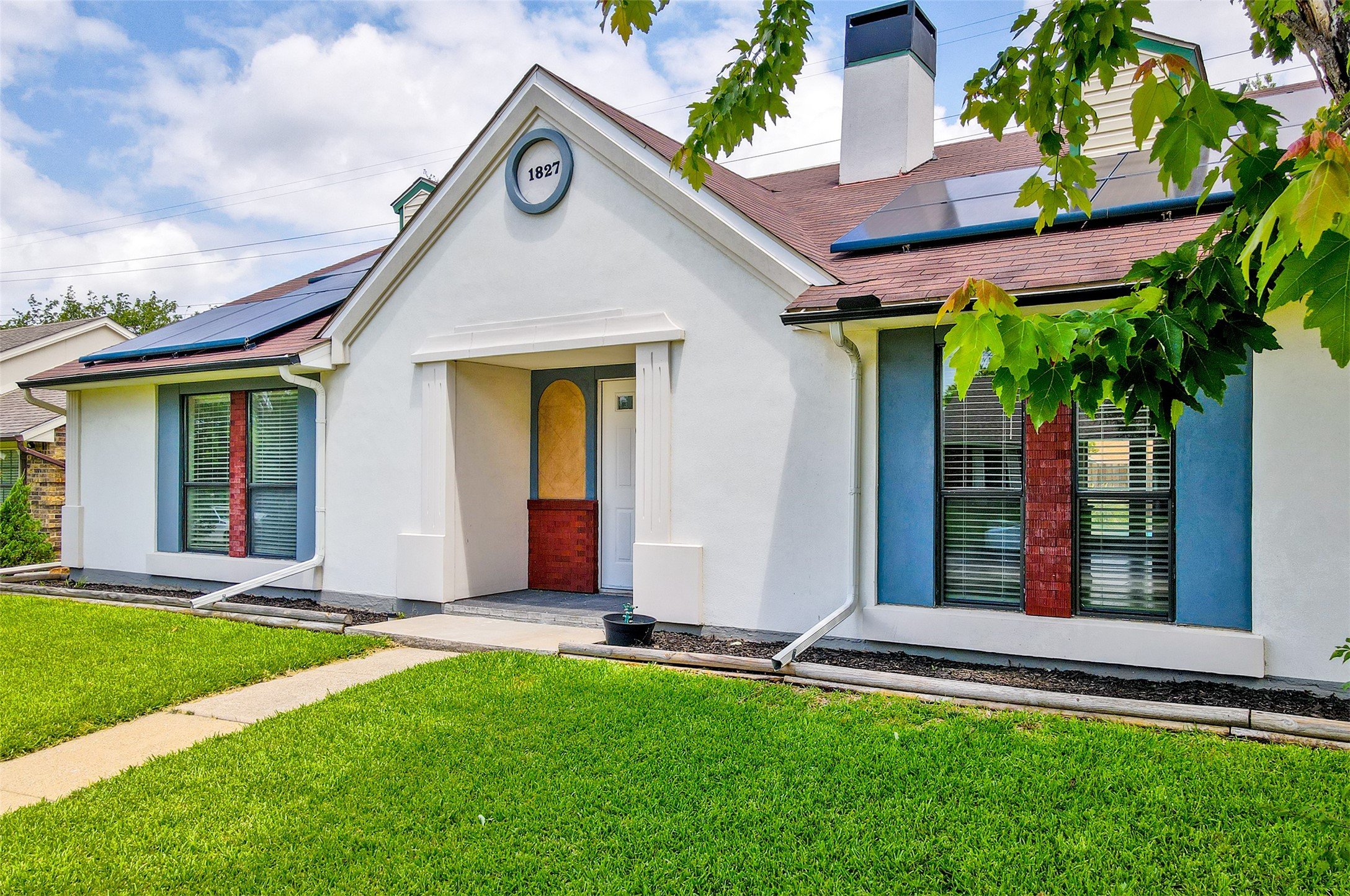 1827 Robert Jones Drive