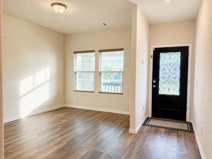 1425 Rolling Fox Drive