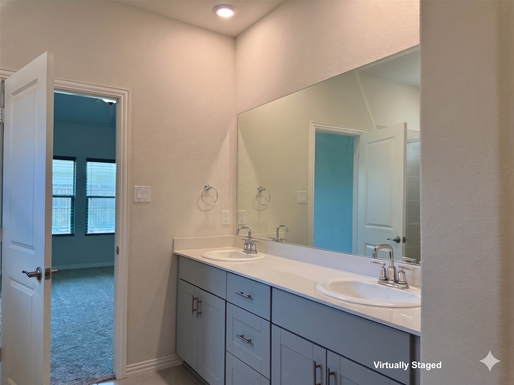 1425 Rolling Fox Drive