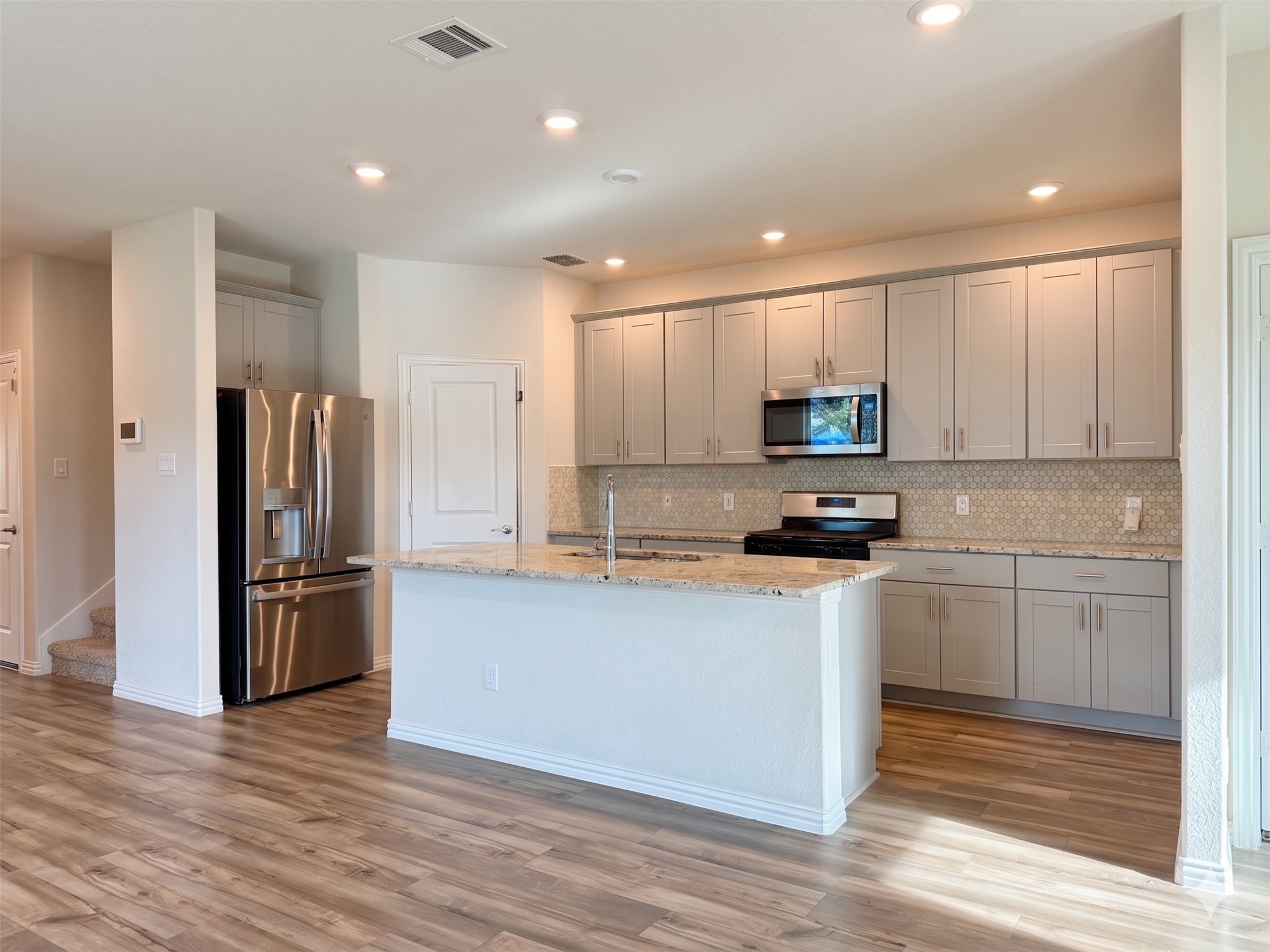 1425 Rolling Fox Drive