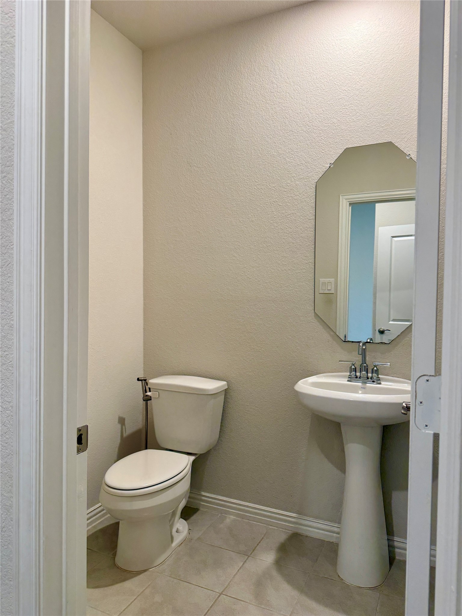 1425 Rolling Fox Drive