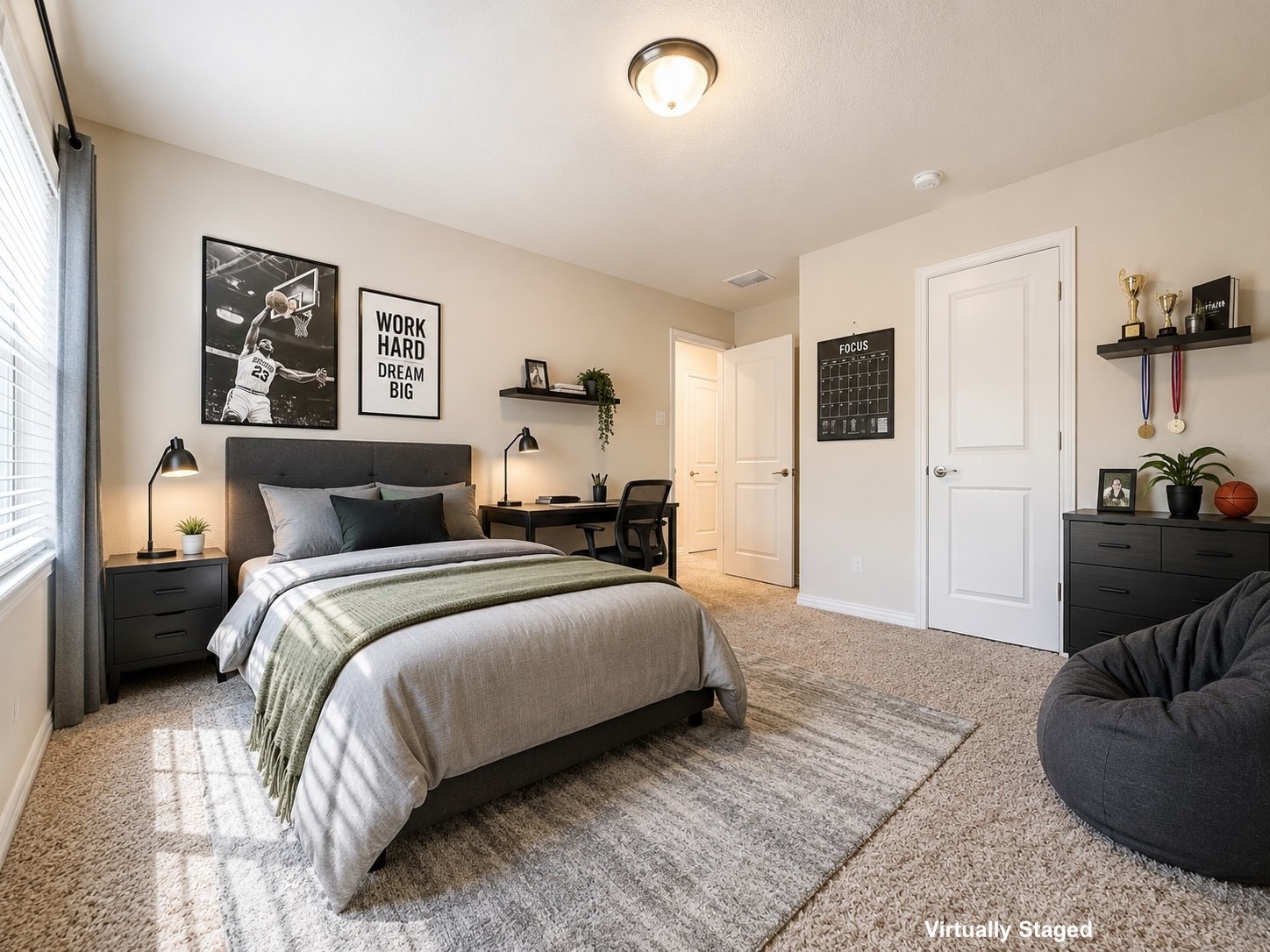 1425 Rolling Fox Drive