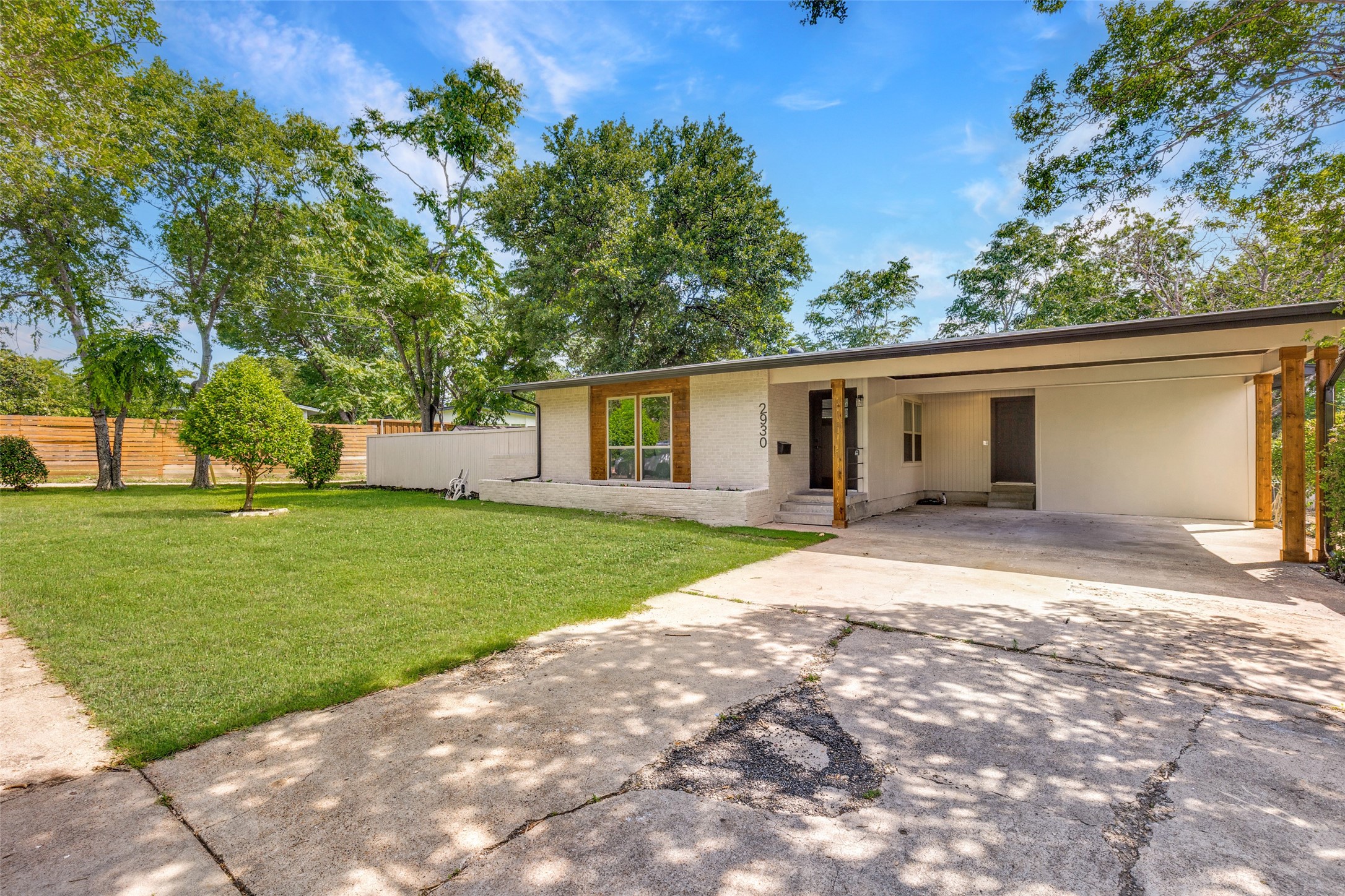 2930 Bellknoll Lane
