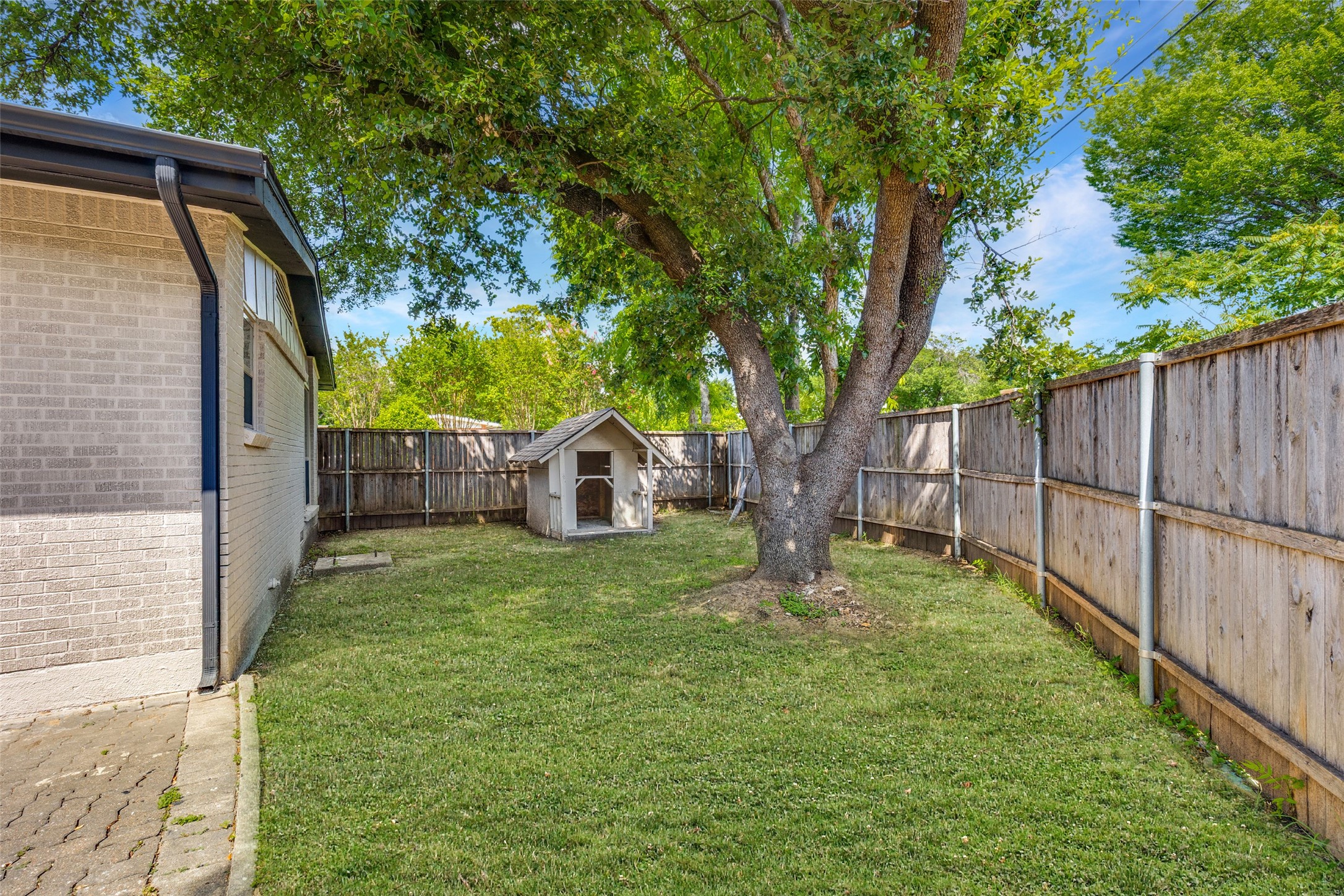 2930 Bellknoll Lane