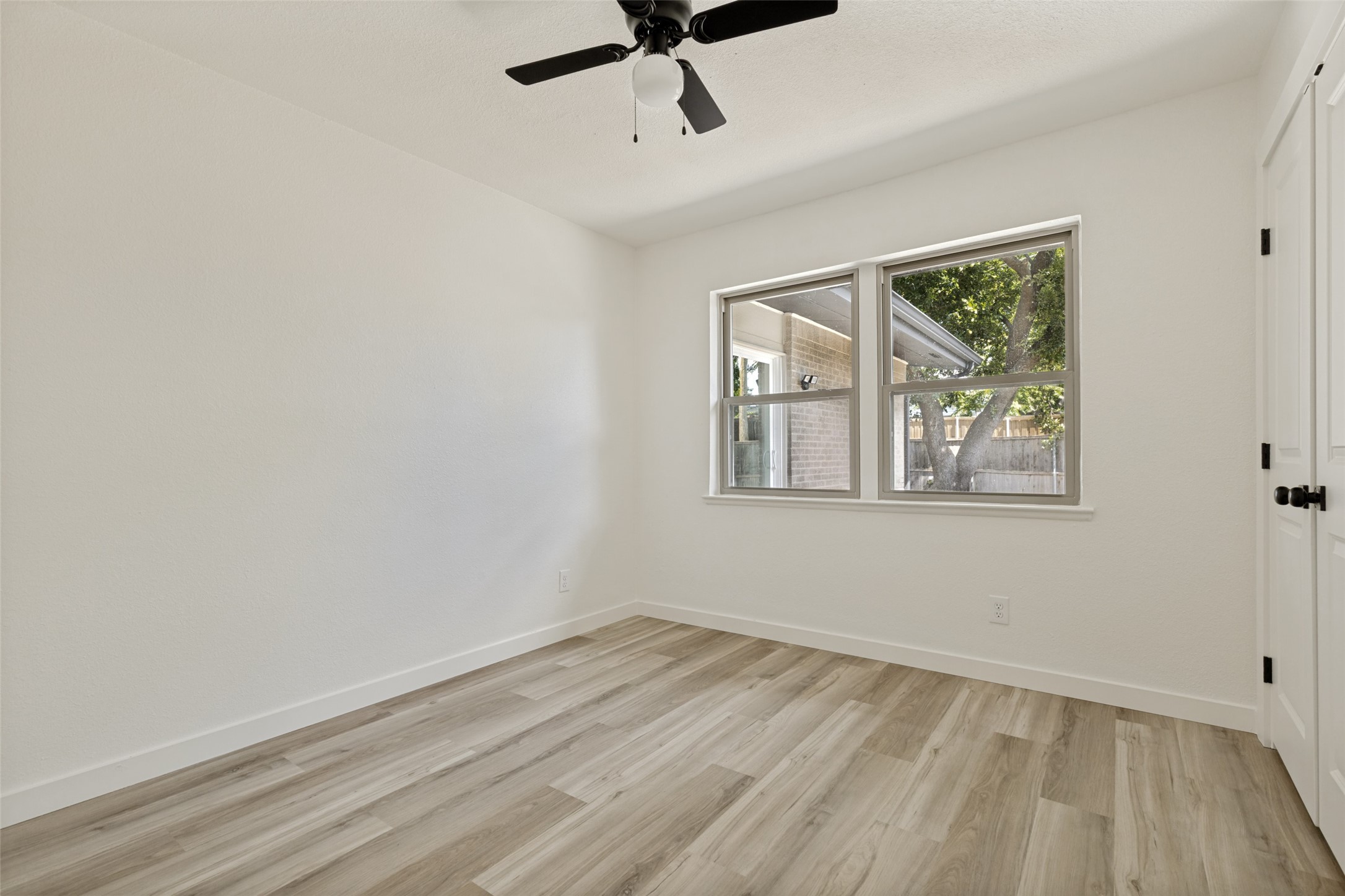 2930 Bellknoll Lane