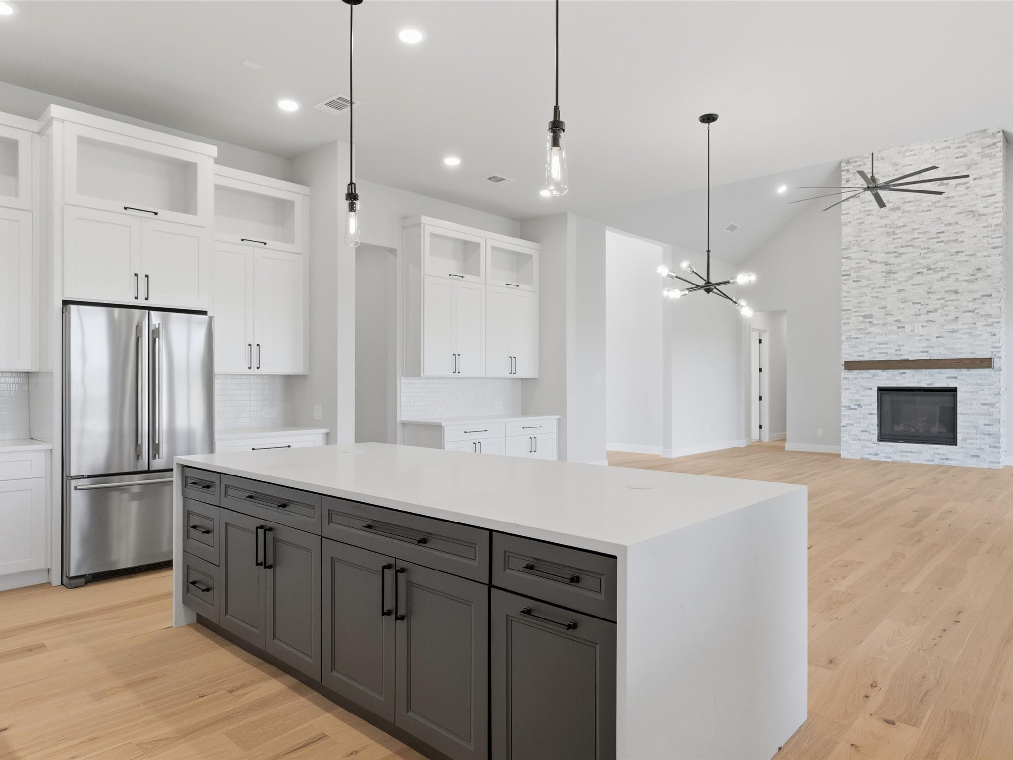 3401 Sweetwater Drive