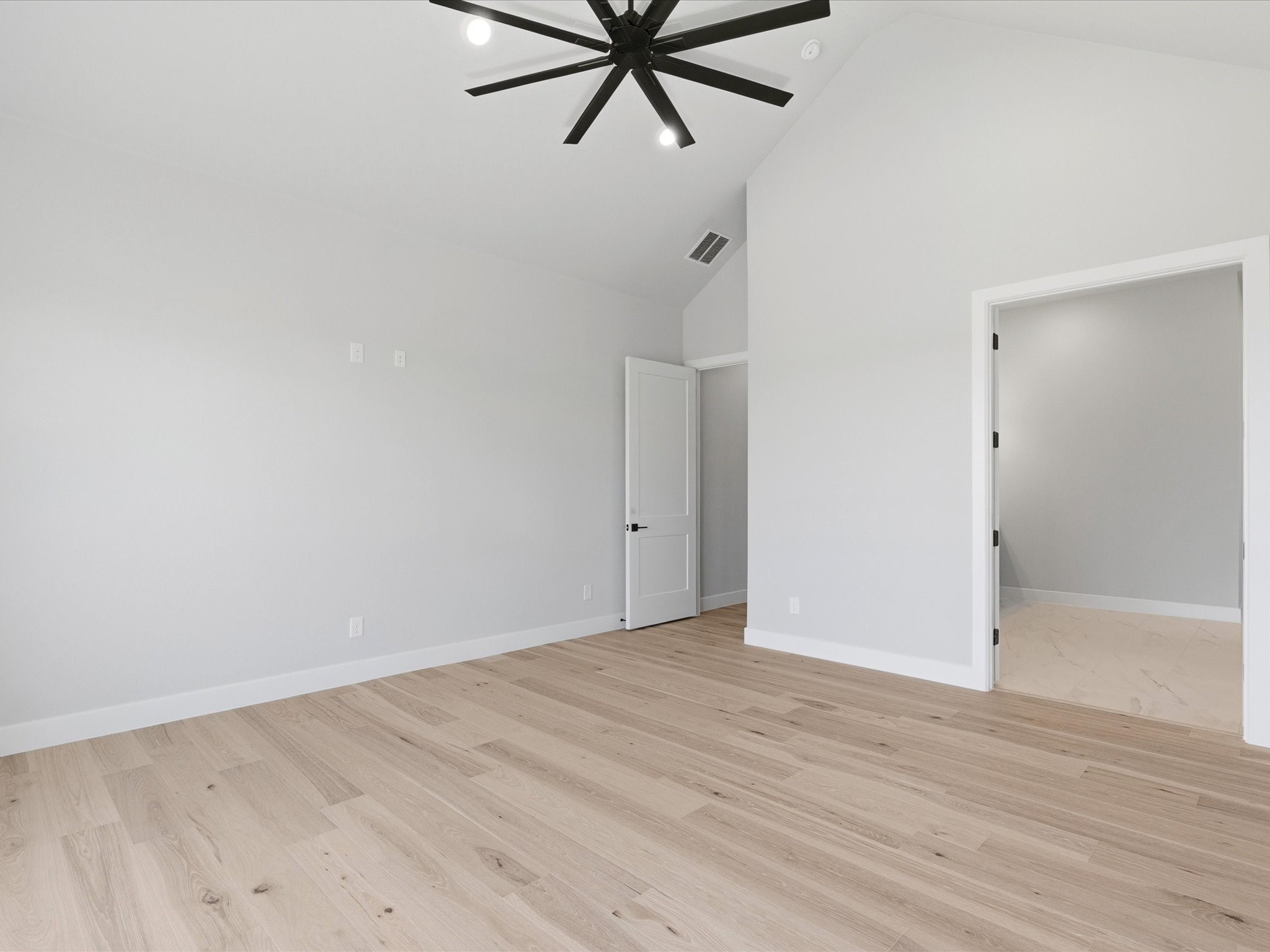 3401 Sweetwater Drive