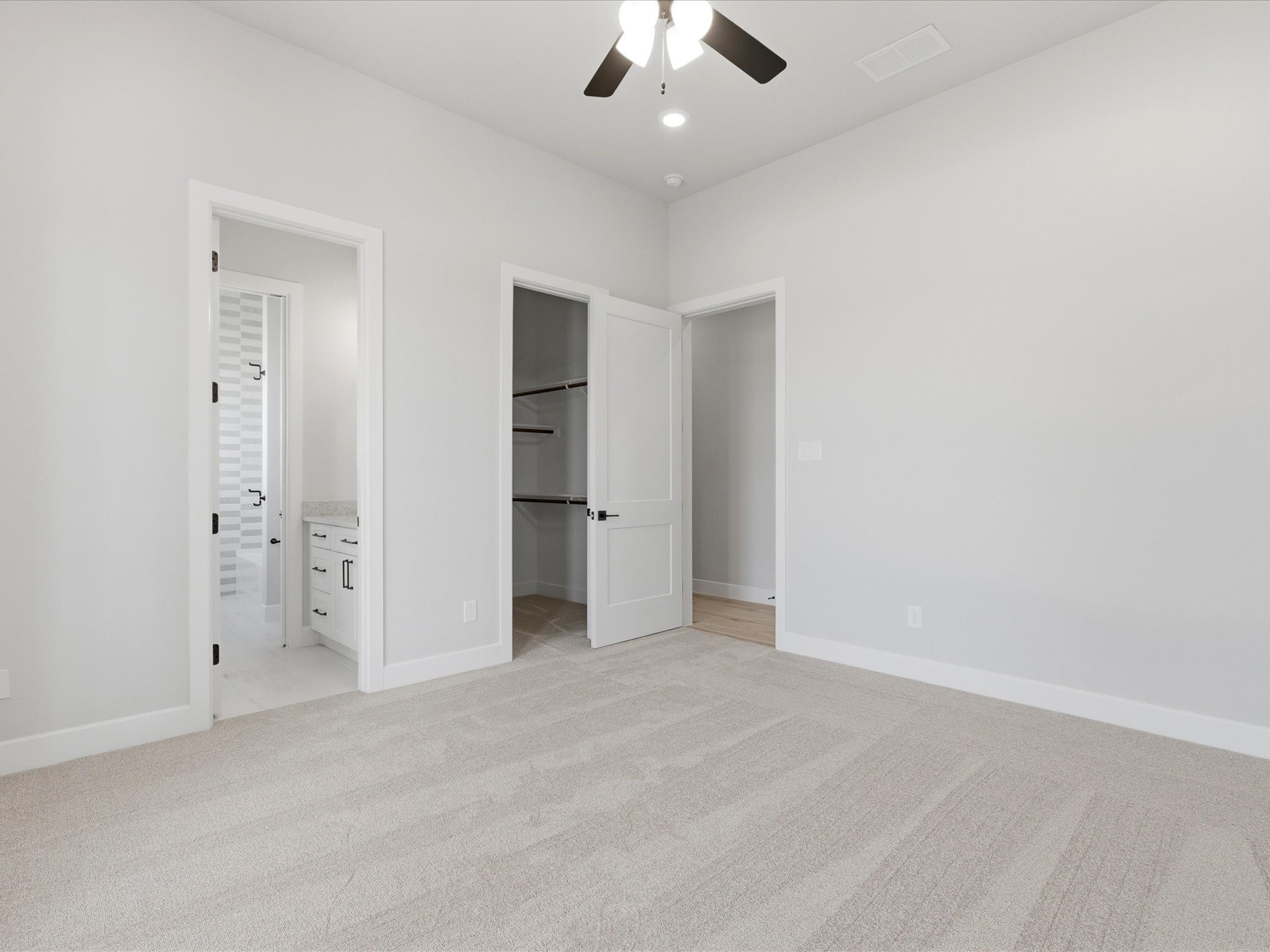 3401 Sweetwater Drive