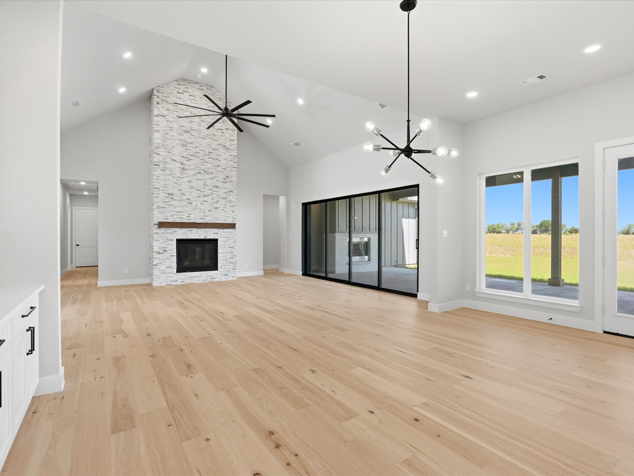 3401 Sweetwater Drive