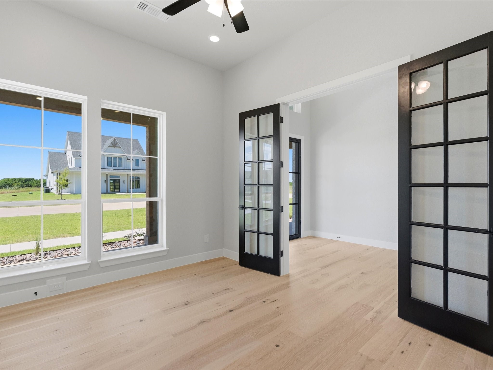 3401 Sweetwater Drive