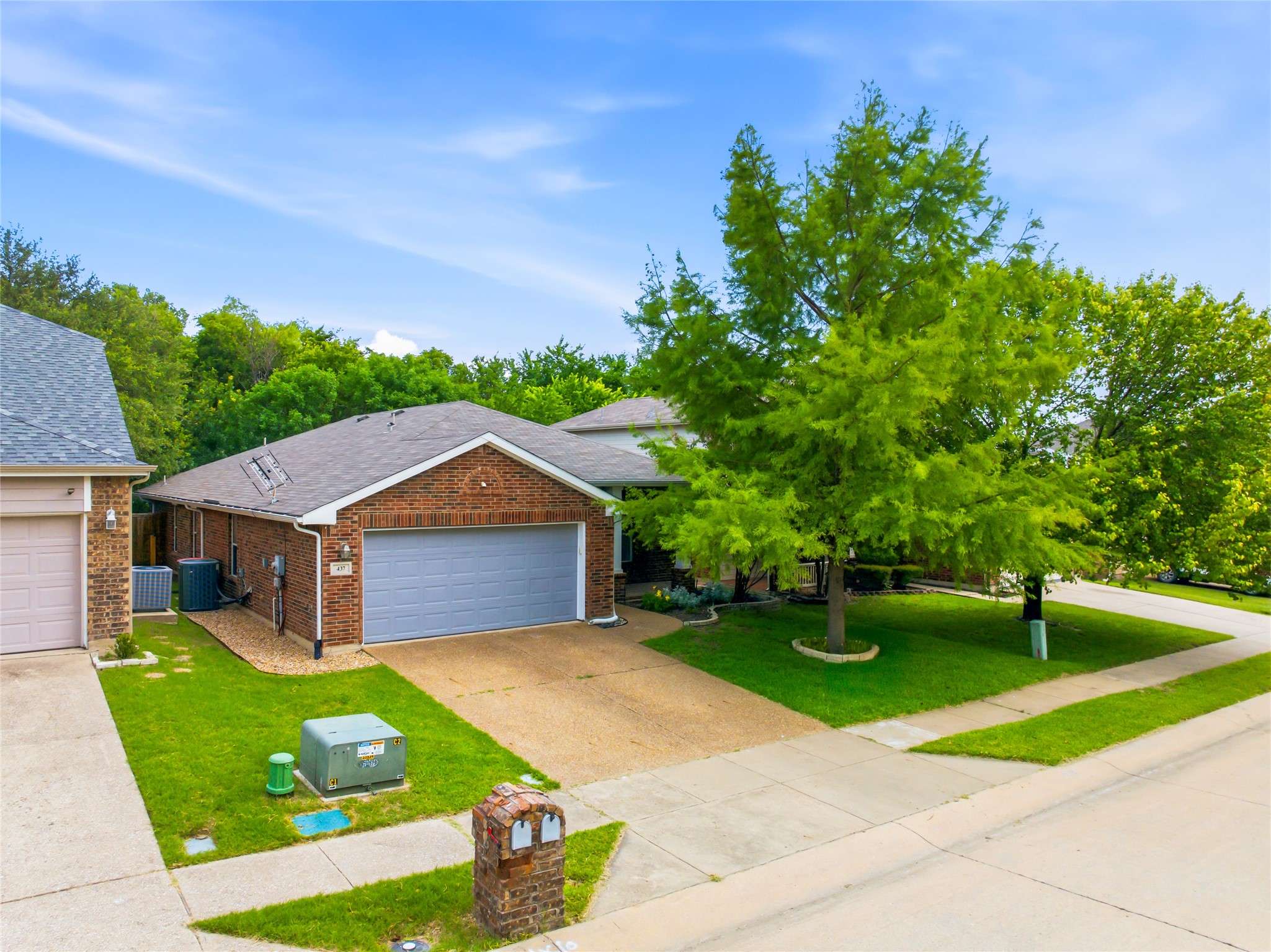 437 Niagara Falls Drive