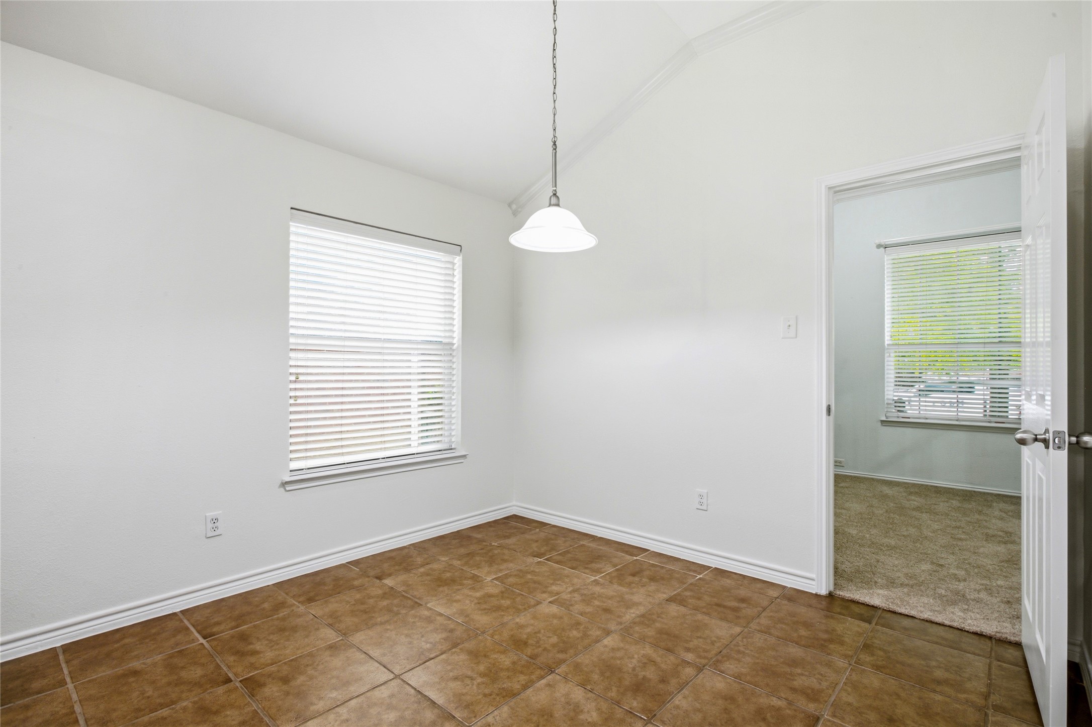 437 Niagara Falls Drive