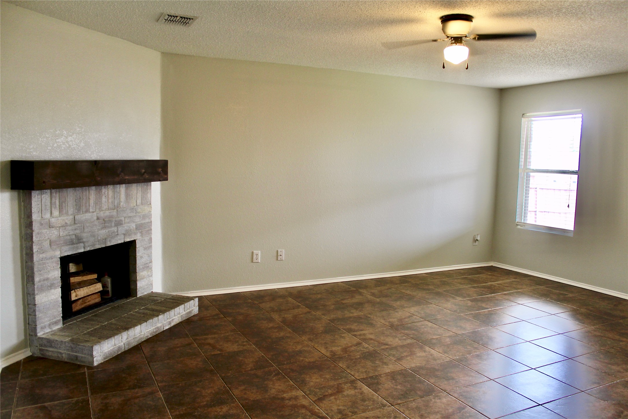 1434 Lochspring Drive