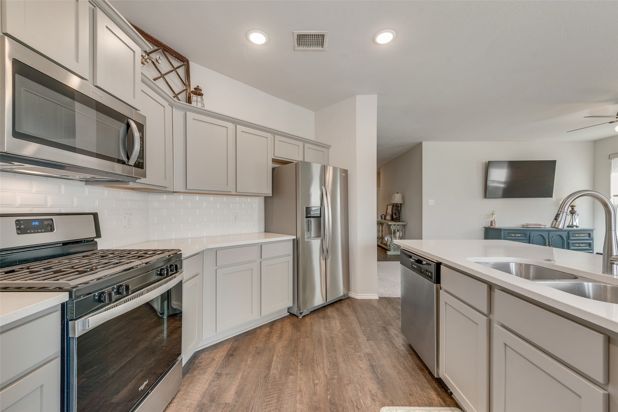 4032 Delta Drive