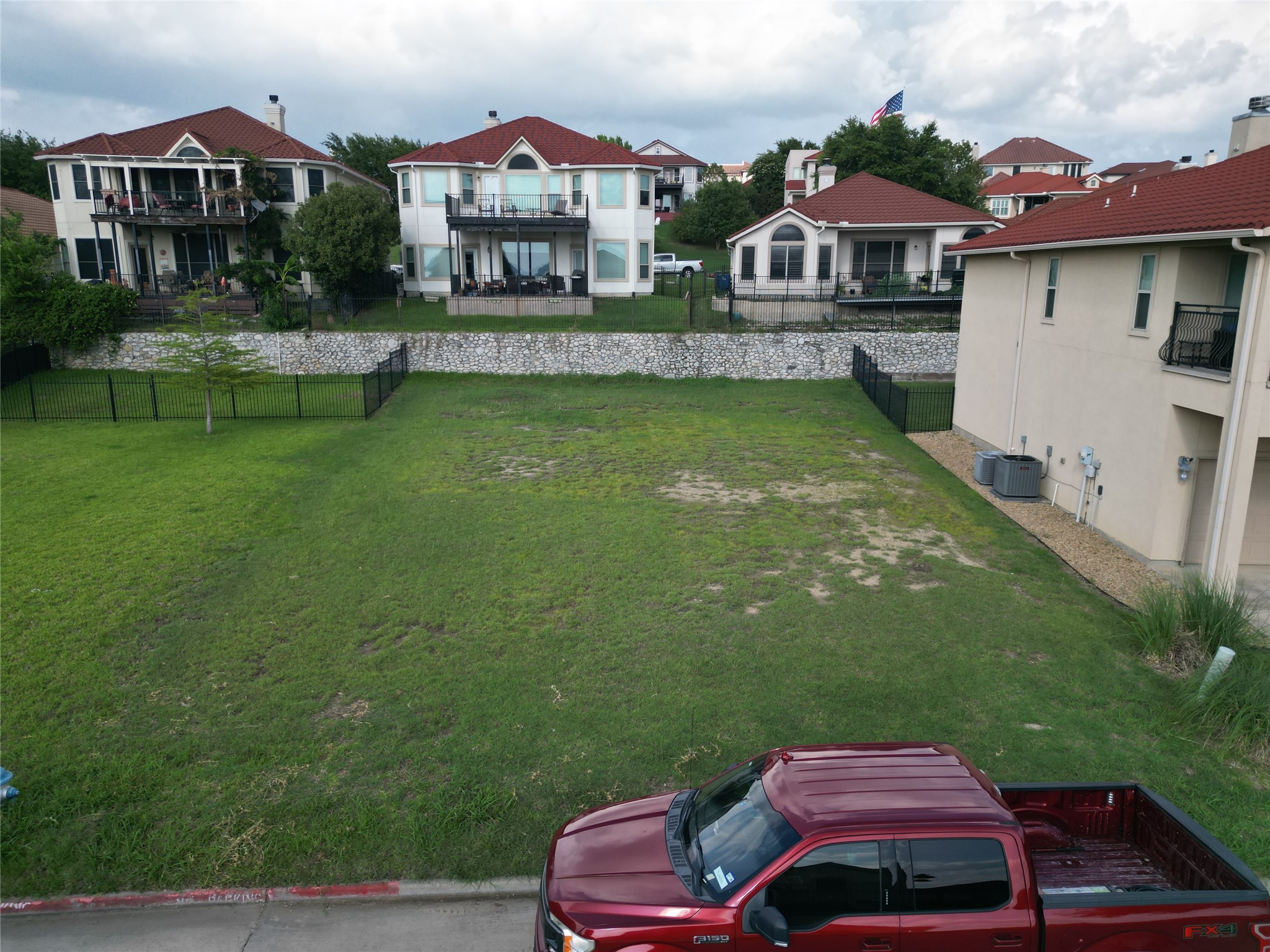 2037 Pontchartrain Drive