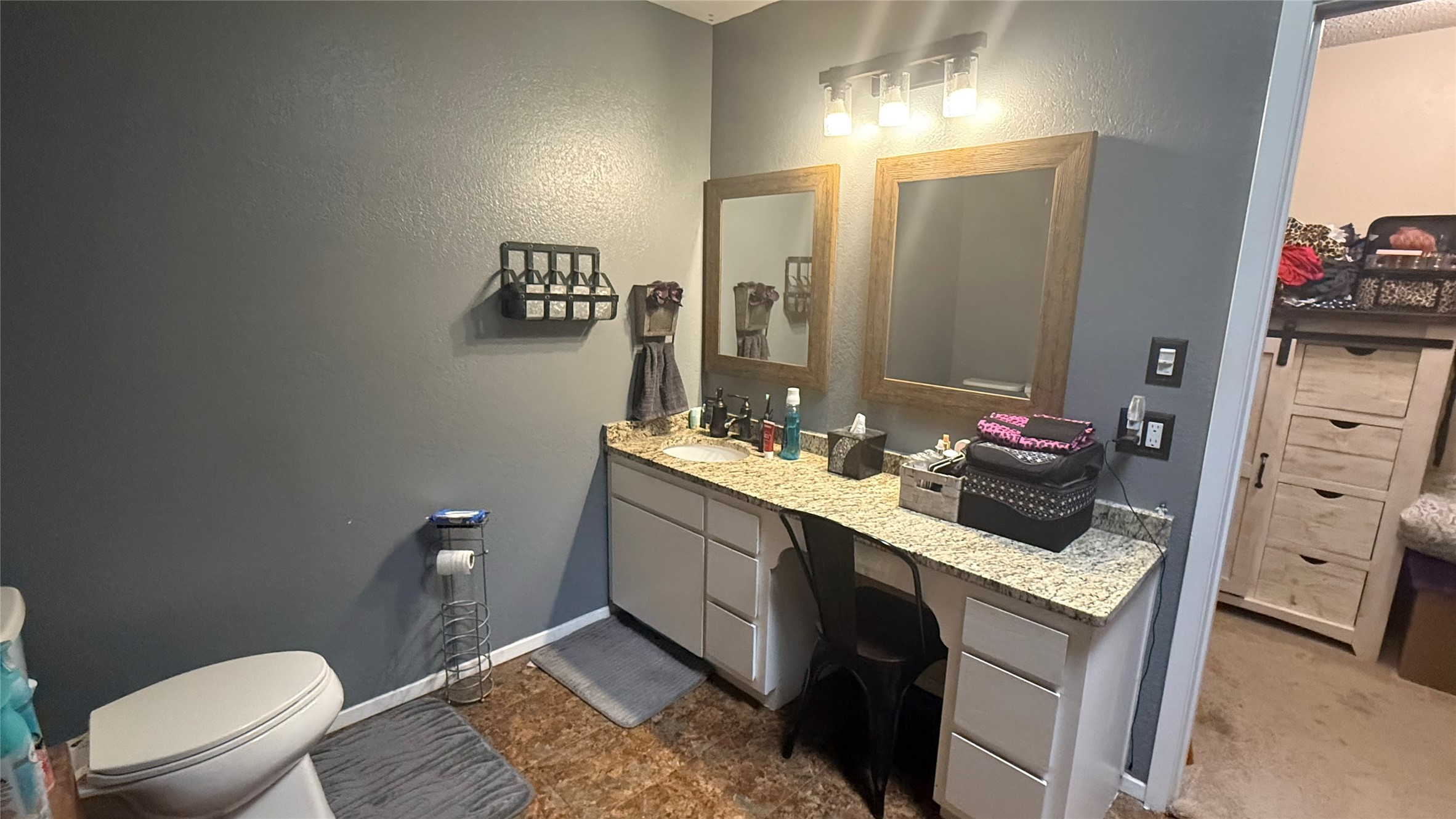1356 Kerry Lane