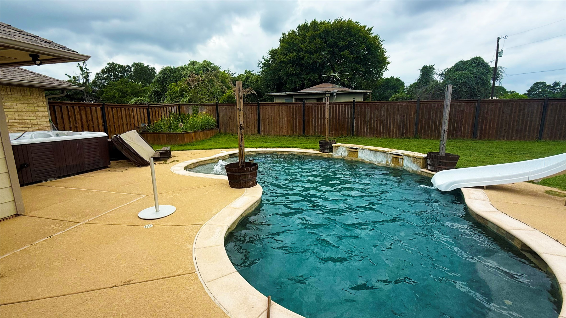1356 Kerry Lane