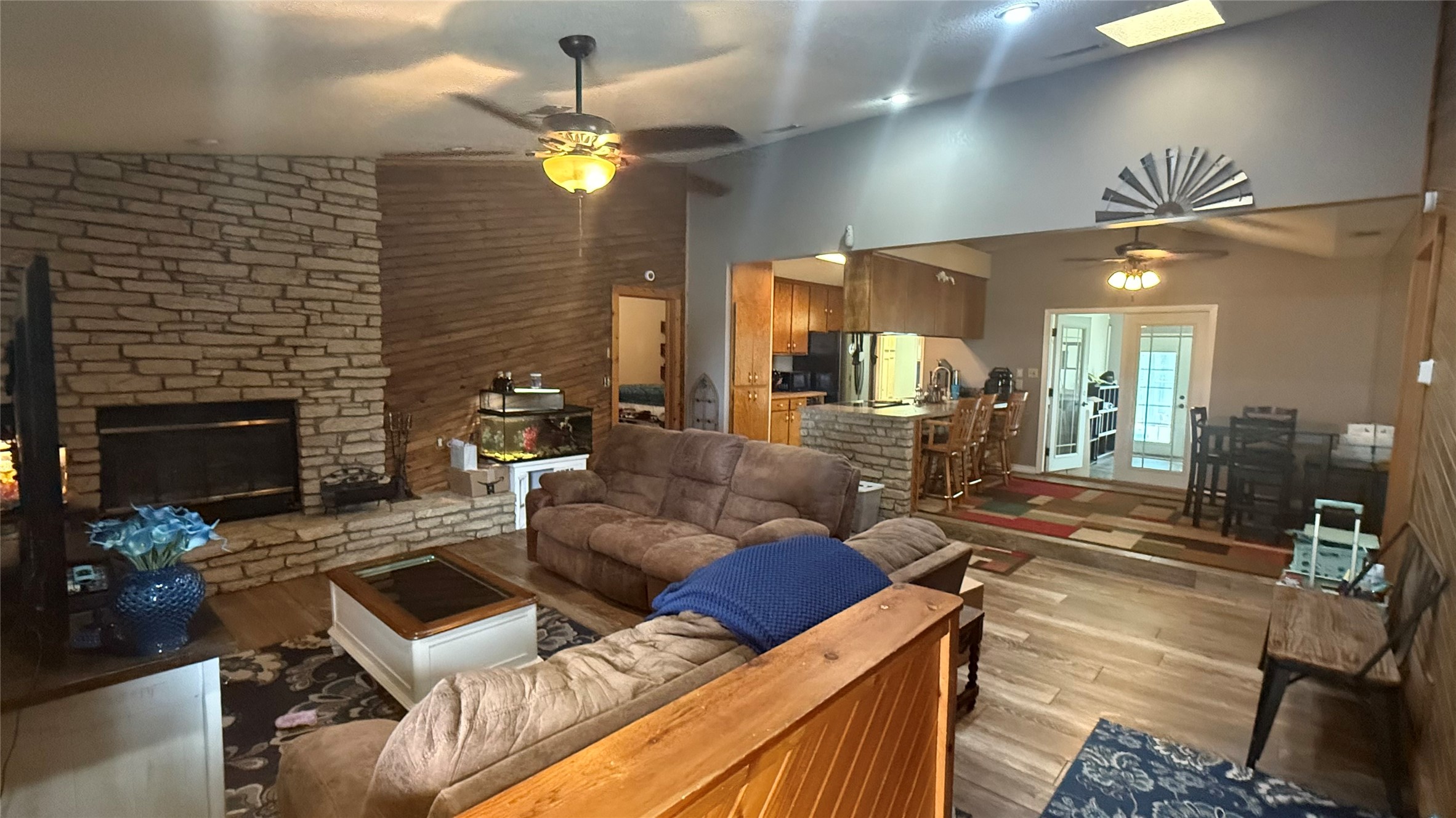 1356 Kerry Lane