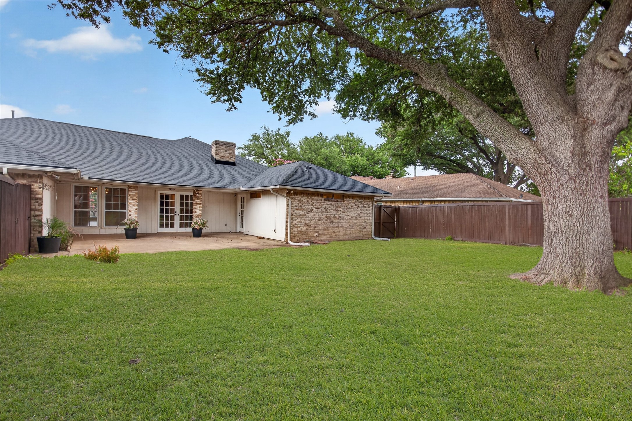 2303 Mccoy Road
