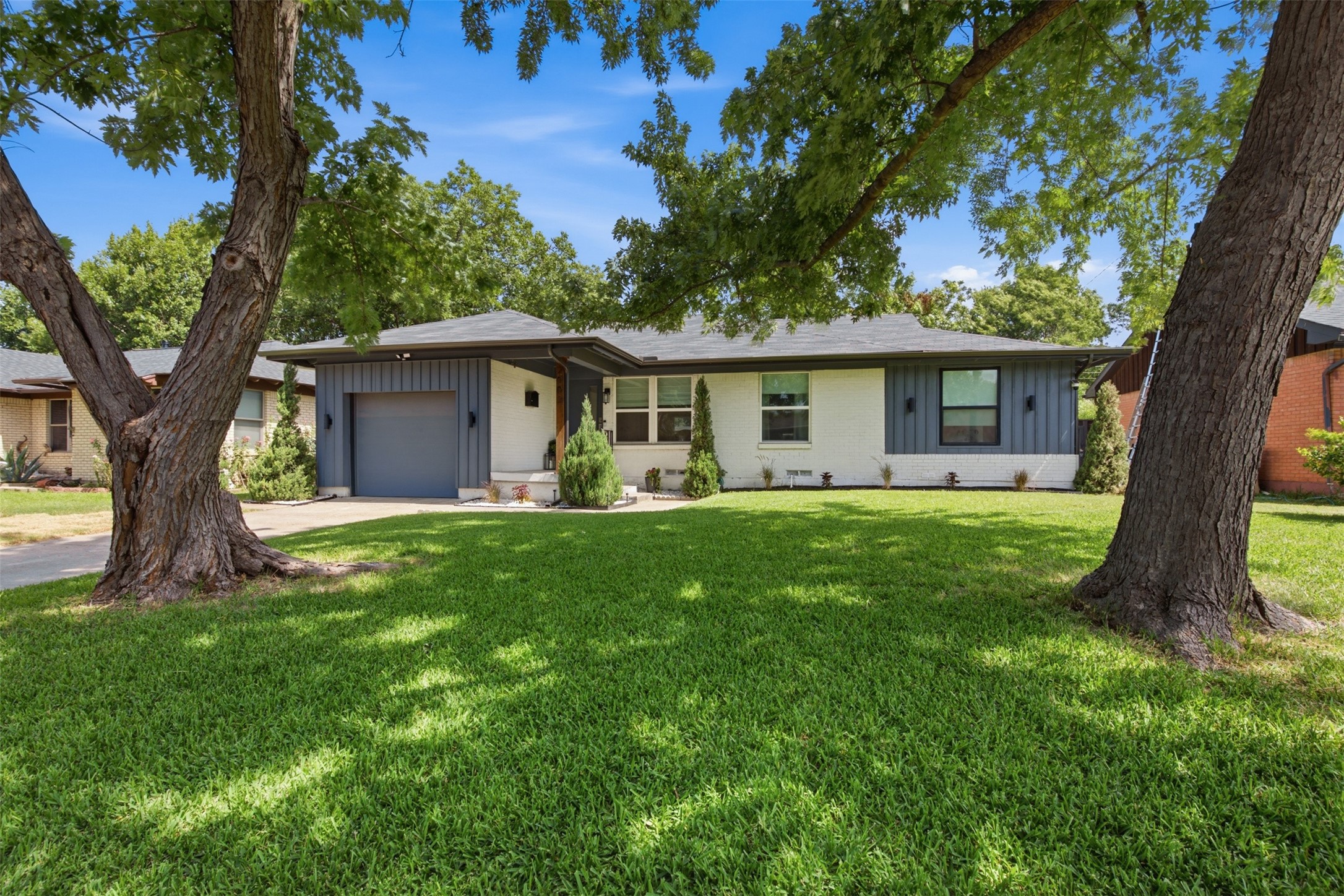 2903 Healey Drive