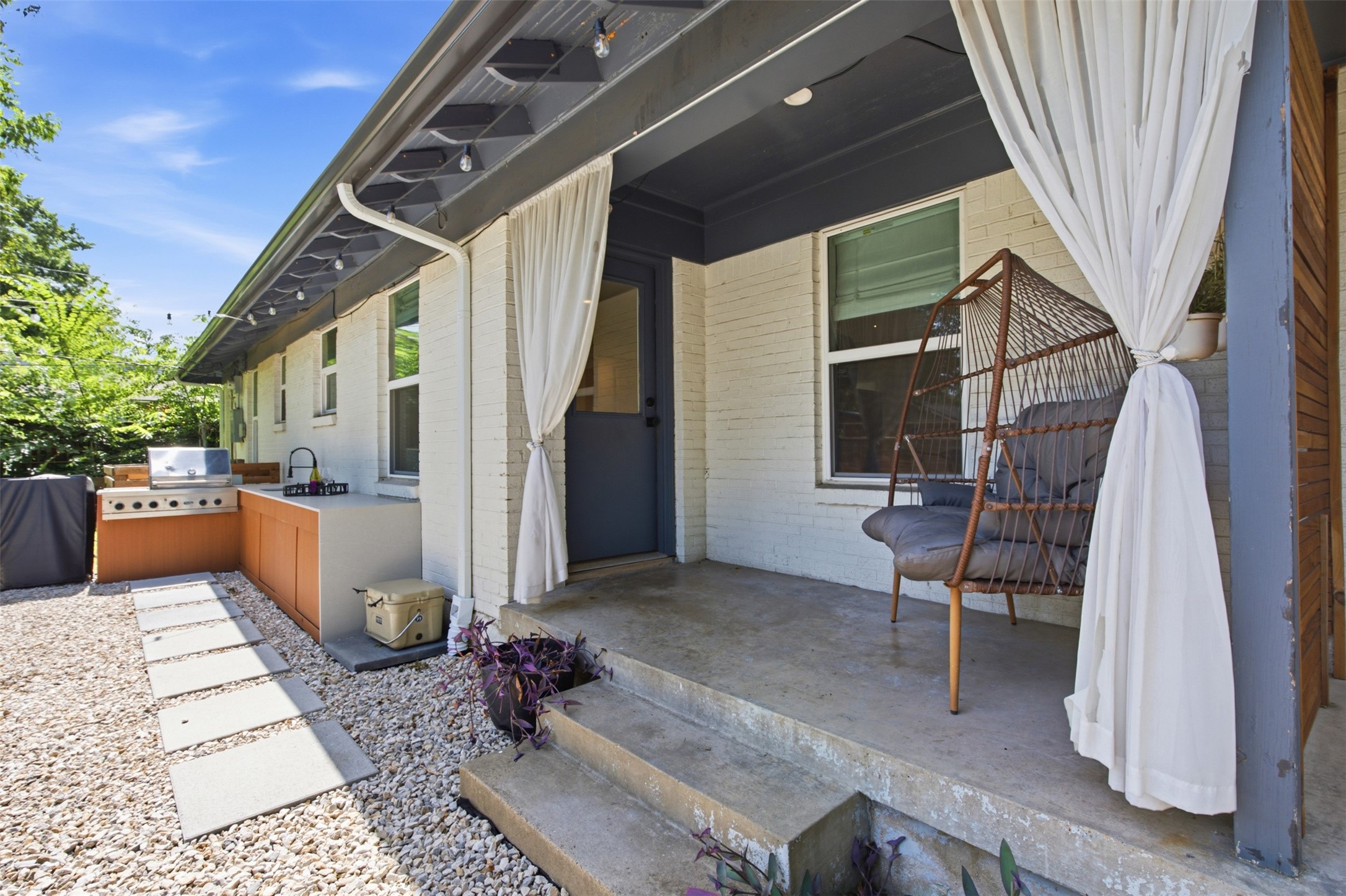 2903 Healey Drive