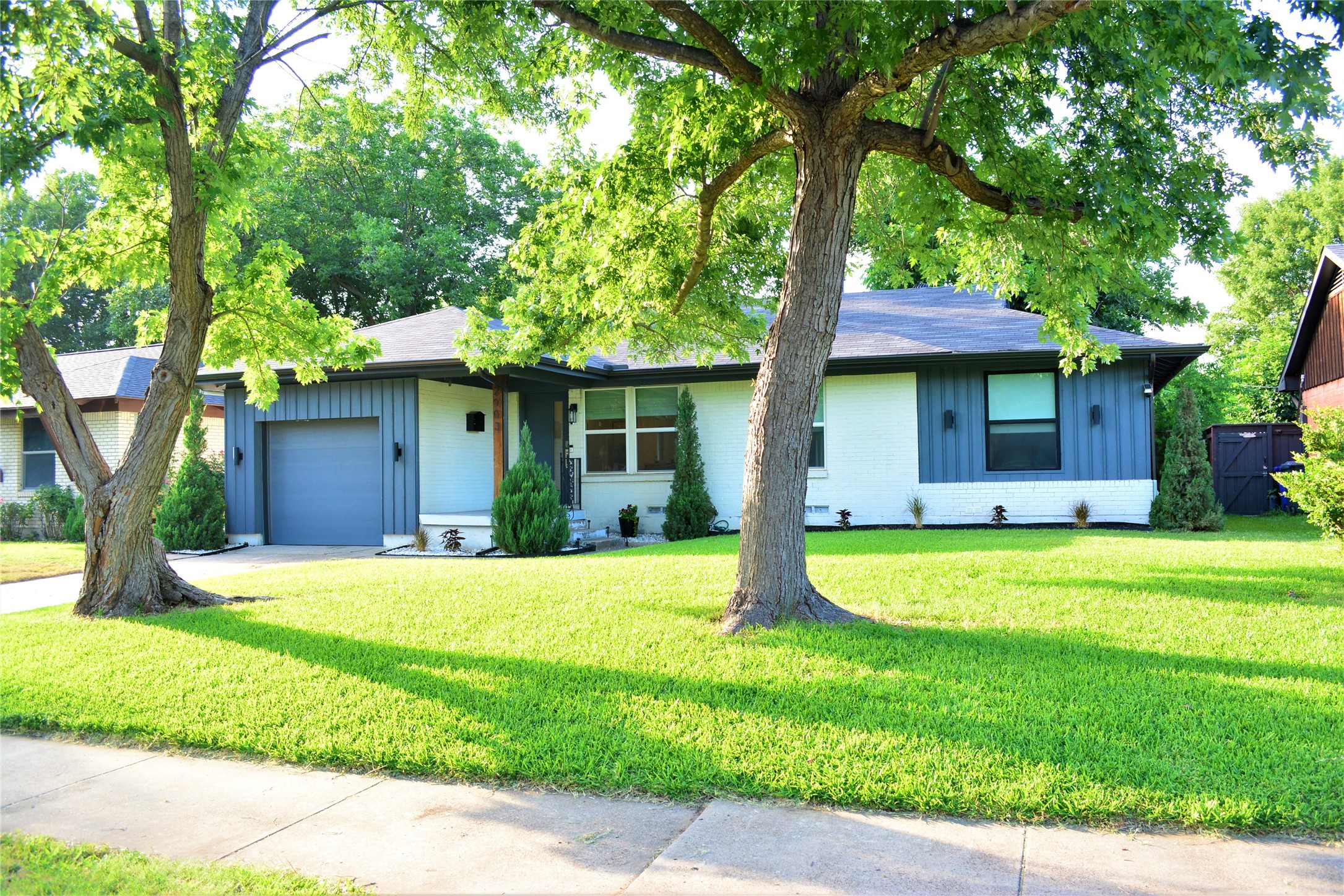2903 Healey Drive