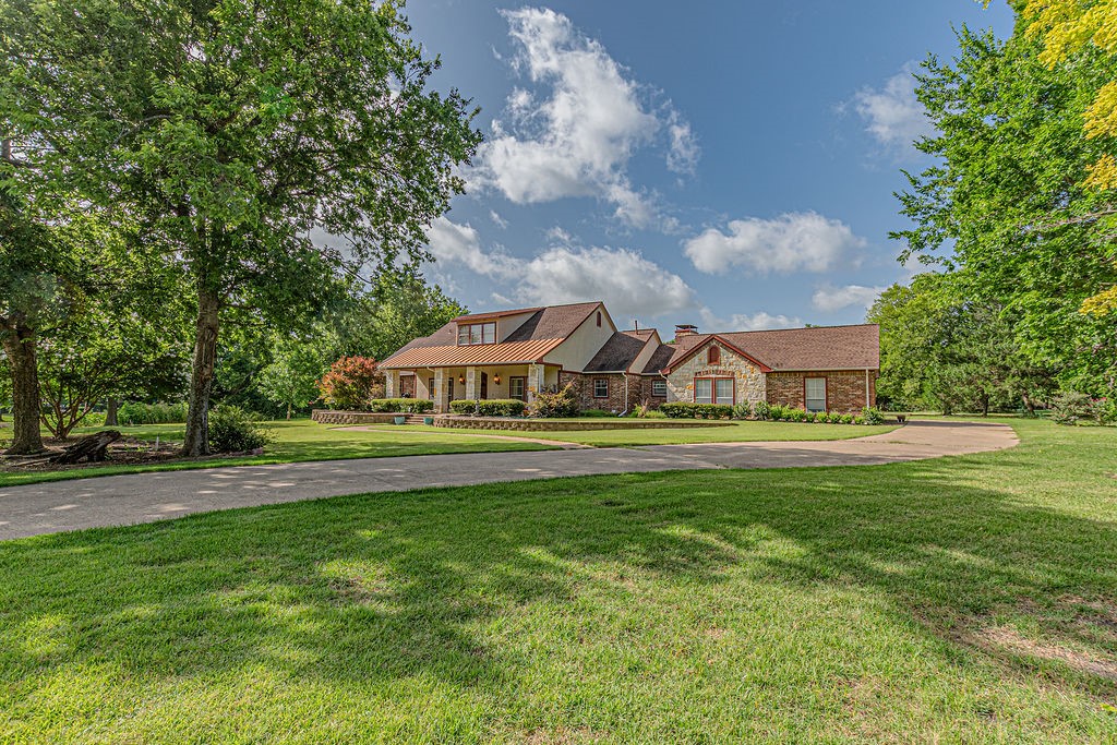 401 Saint Michaels Way