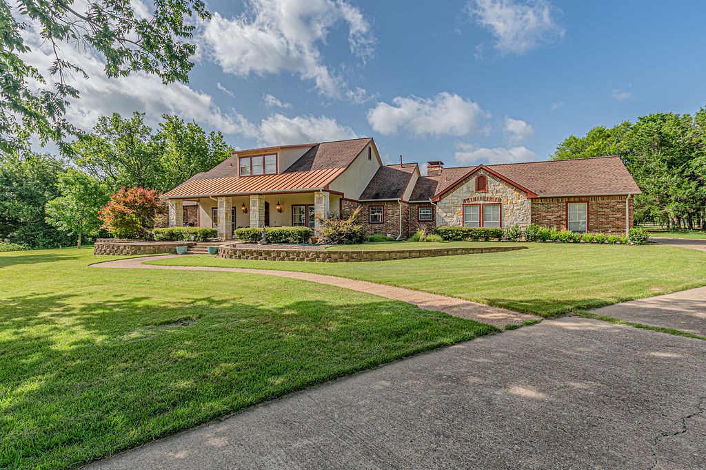 401 Saint Michaels Way