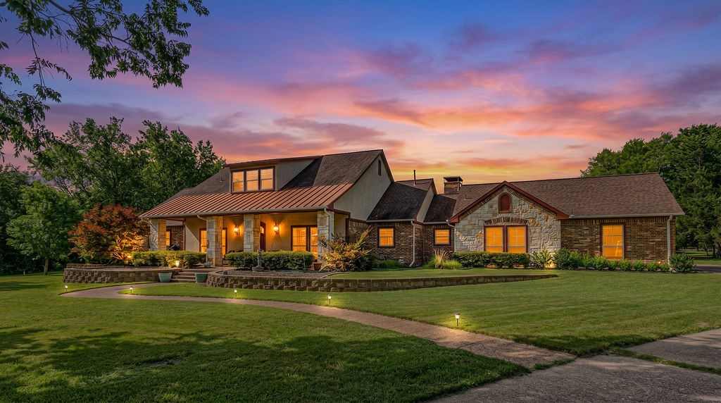 401 Saint Michaels Way