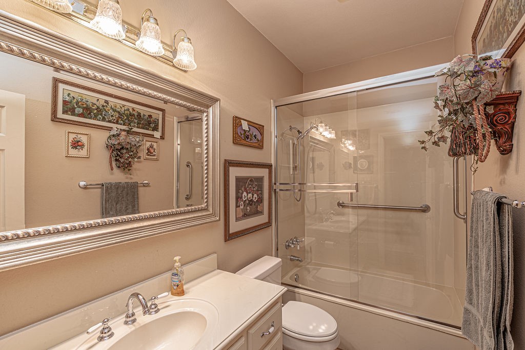 401 Saint Michaels Way