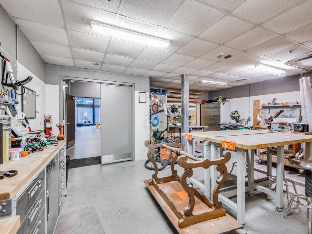 1200 Main Street 1506