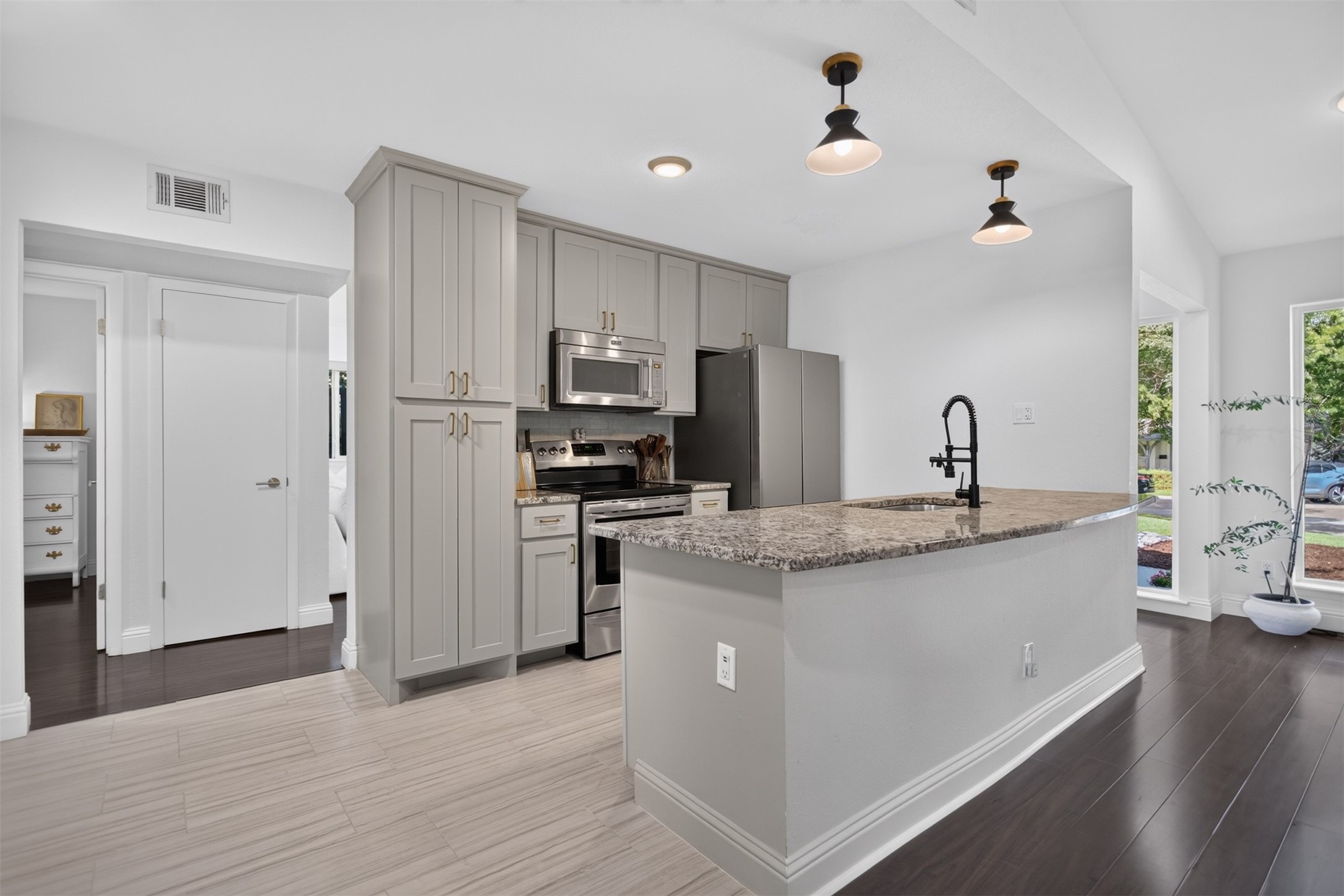2714 Felicia Court