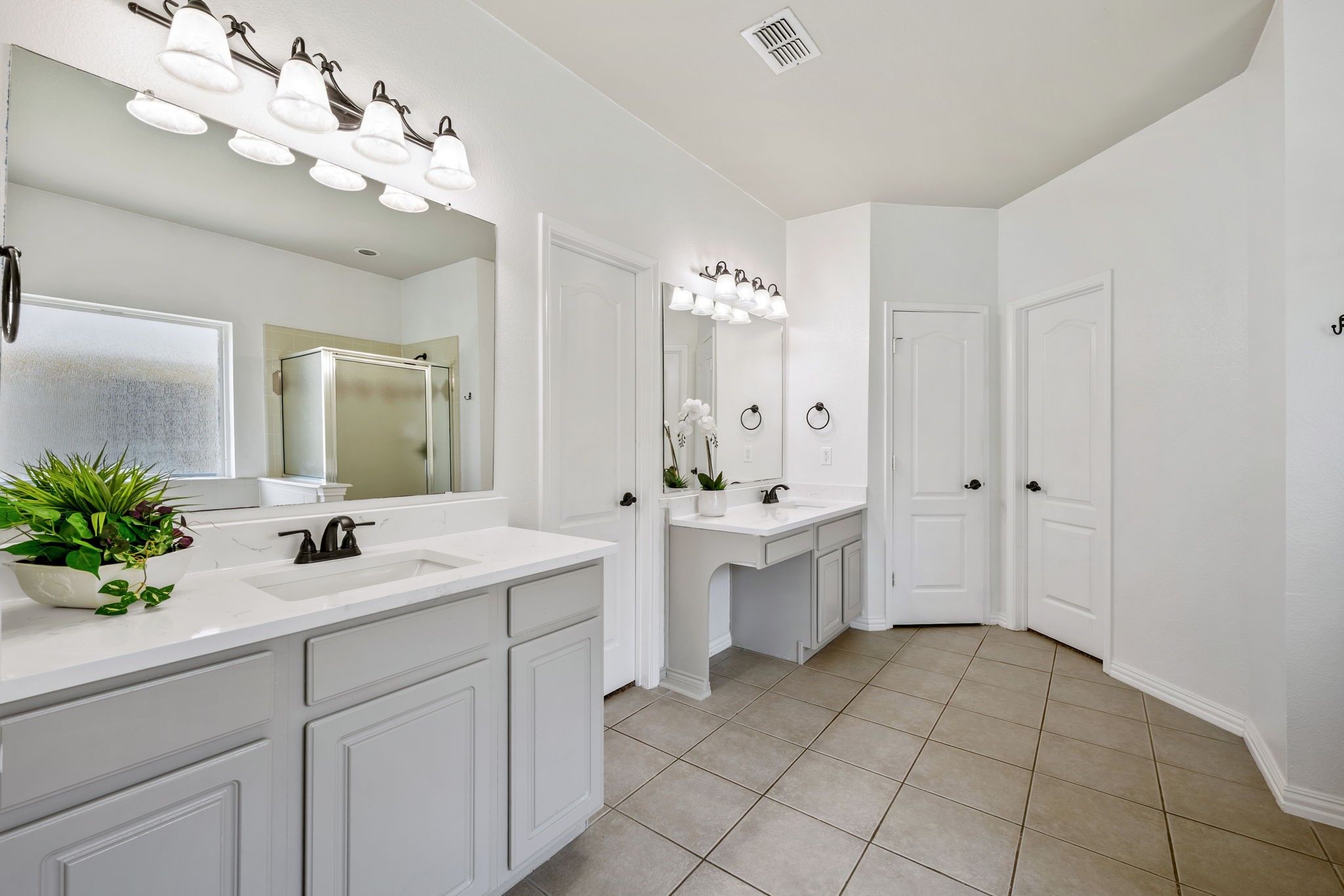 2108 White Rock Lane