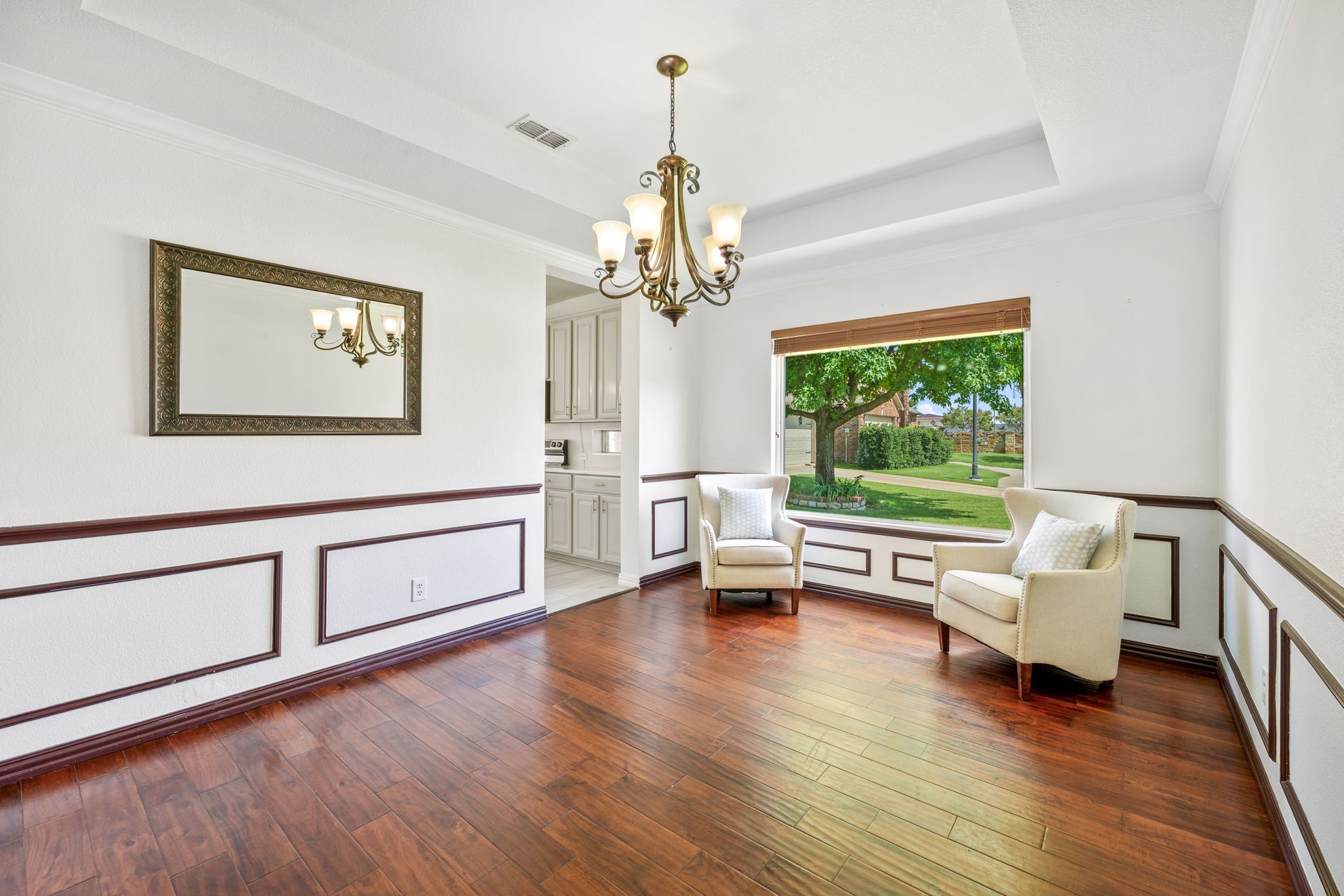 2108 White Rock Lane