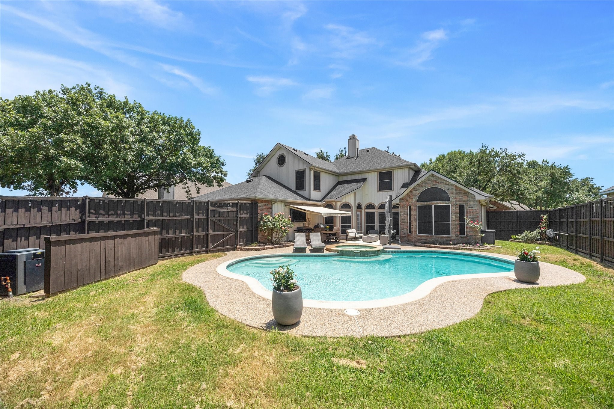 8705 Brookhollow Drive